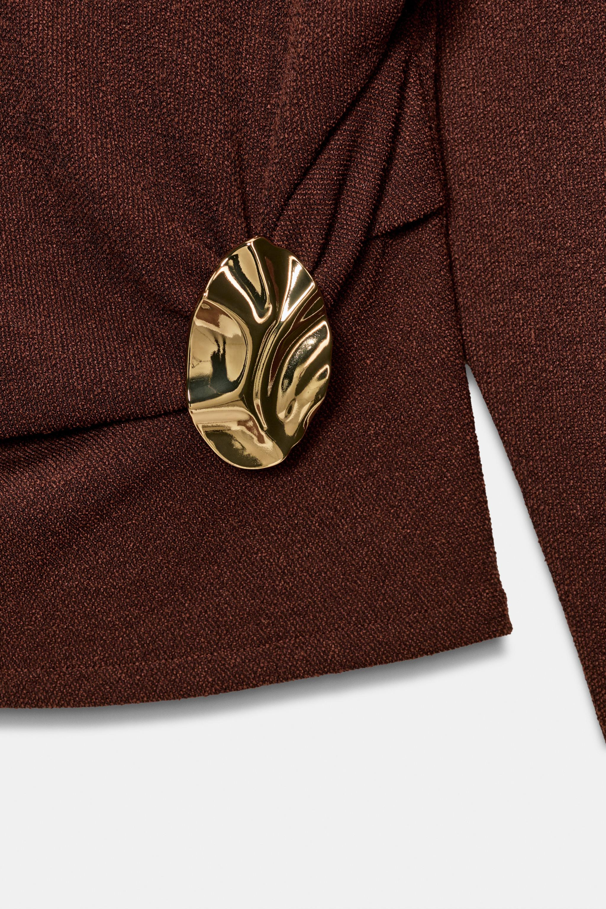 TEXTURED BUCKLE TOP | Zara US