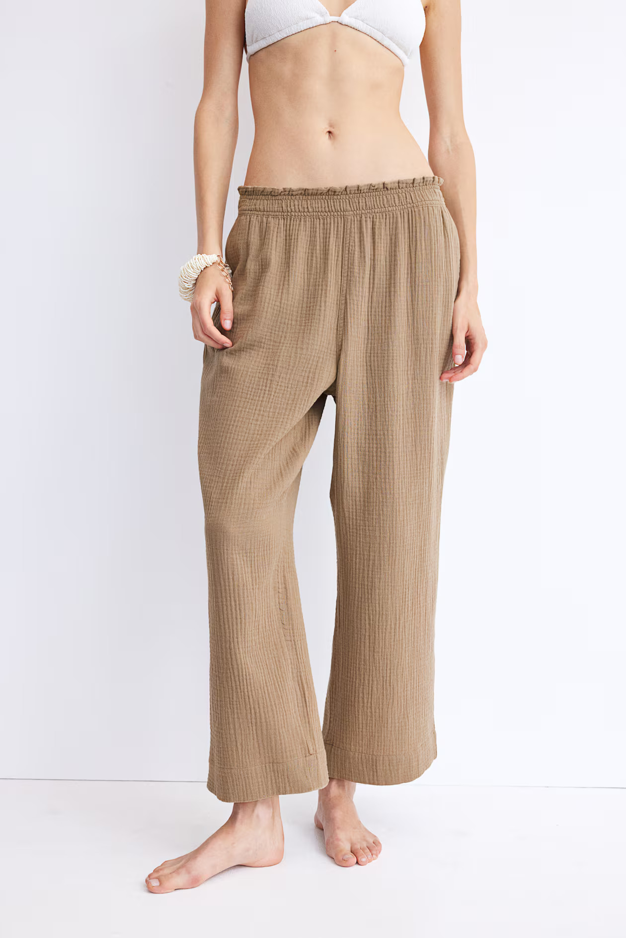 Paper bag trousers | H&M (UK, MY, IN, SG, PH, TW, HK)