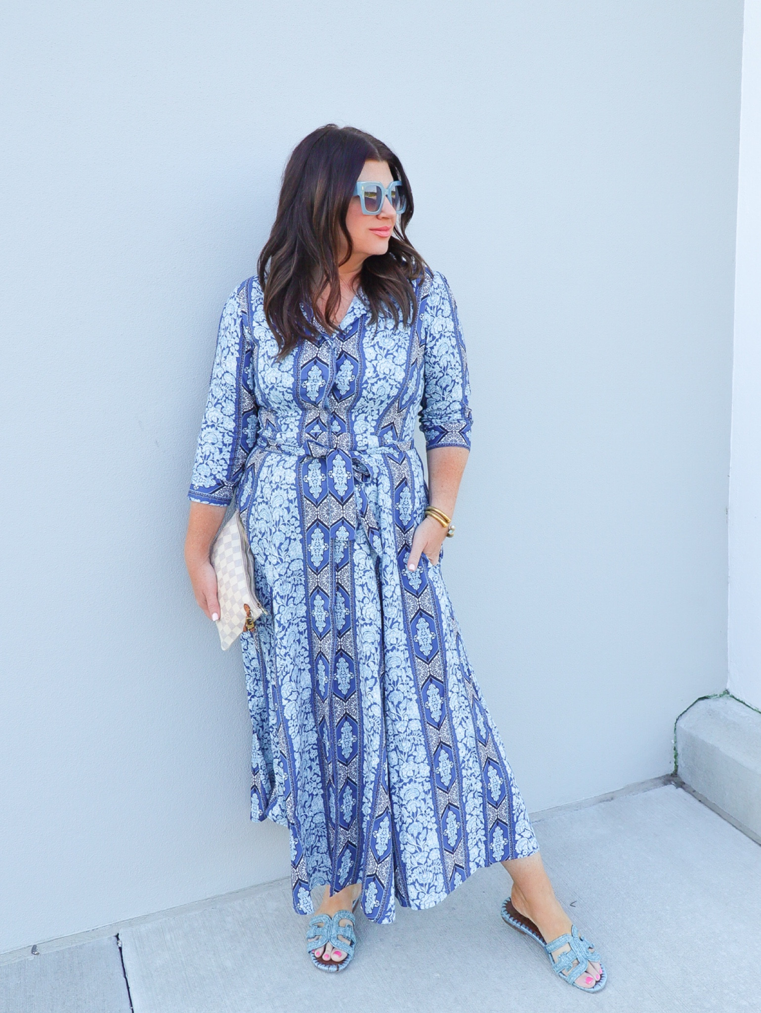 Loving this Beyond by Vera dress for a breezy transition to fall style. This print comes in a few different options and the fall collection as a whole has so many gorgeous dresses and tops. Check out more that I’ve linked here. #ad  

Wearing medium

#LTKMidsize #LTKWorkwear #LTKOver40