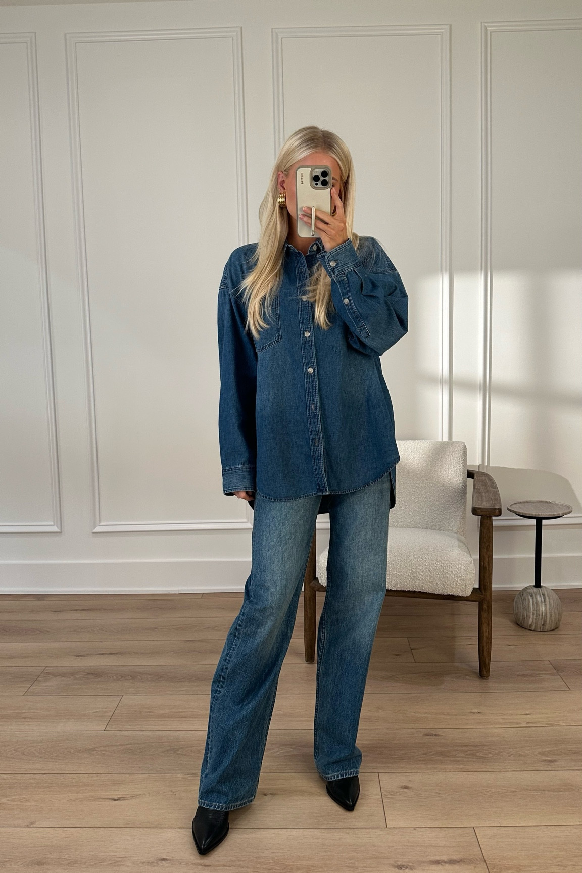 Aritzia Try-on! Medium in shirt, size 27 in jeans. Denim shade for both: 5 Yrs Kiss N Tell Bl, @aritzia  #aritziapartner. 

#kathleenpost #fallfashion 

#LTKShoeCrush #LTKSeasonal #LTKStyleTip