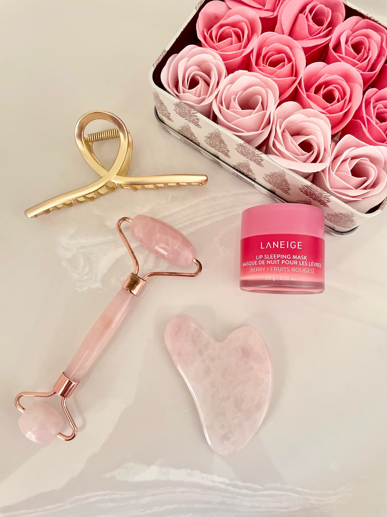 Beauty favorites



Beauty  beauty finds  beauty essentials  skincare  skincare must haves  gold claw clip  hair clip  lip sleeping mask  gua sha  face sculpting tool  

#LTKfindsunder50 #LTKbeauty