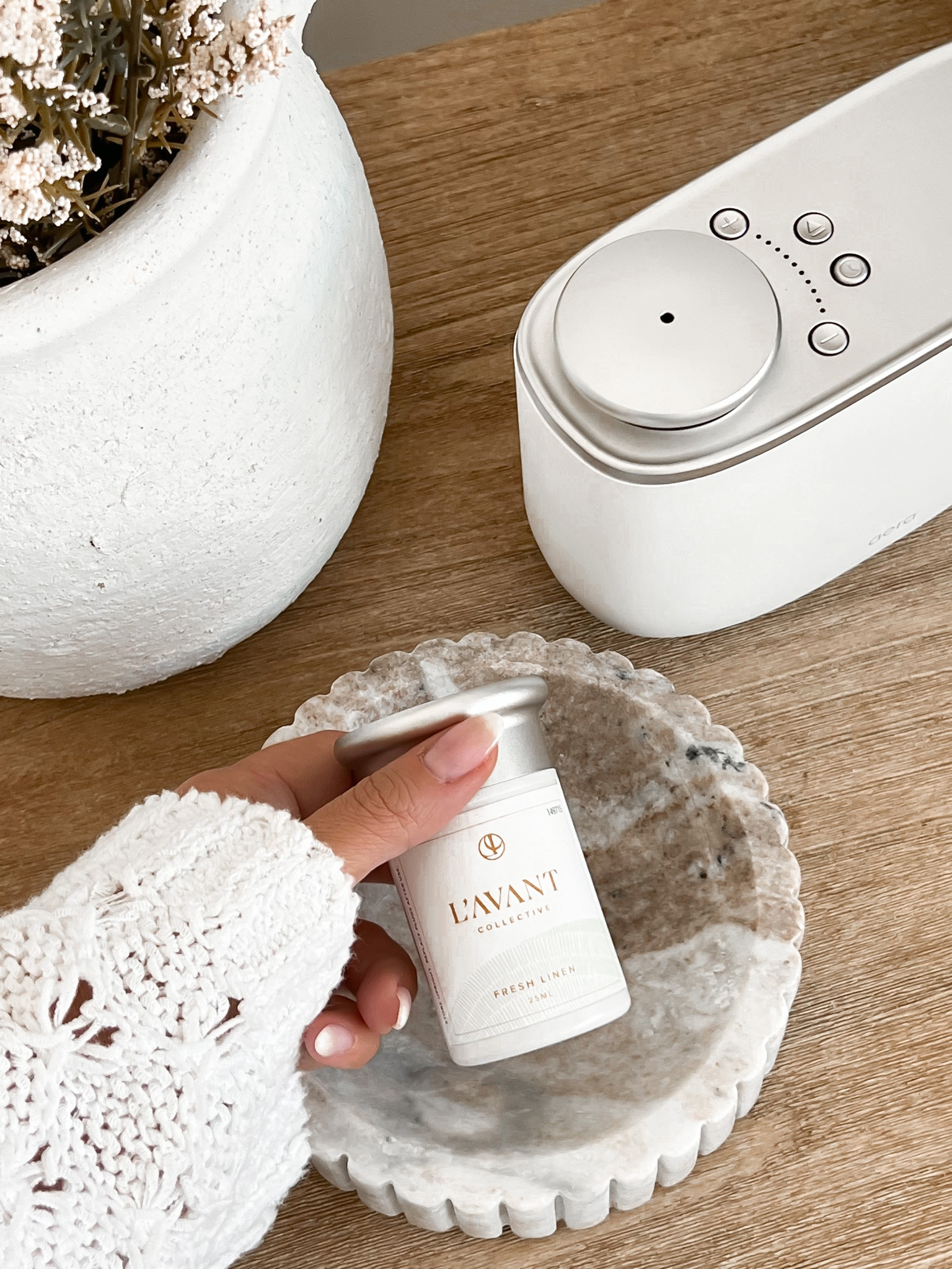 The L’Avant scent for Aera is my favorite scent! 

Smells so fresh and clean! 

Home air freshener, home scents, scent diffuser, home decor, living room, bedroom

#LTKFind #LTKSeasonal #LTKhome