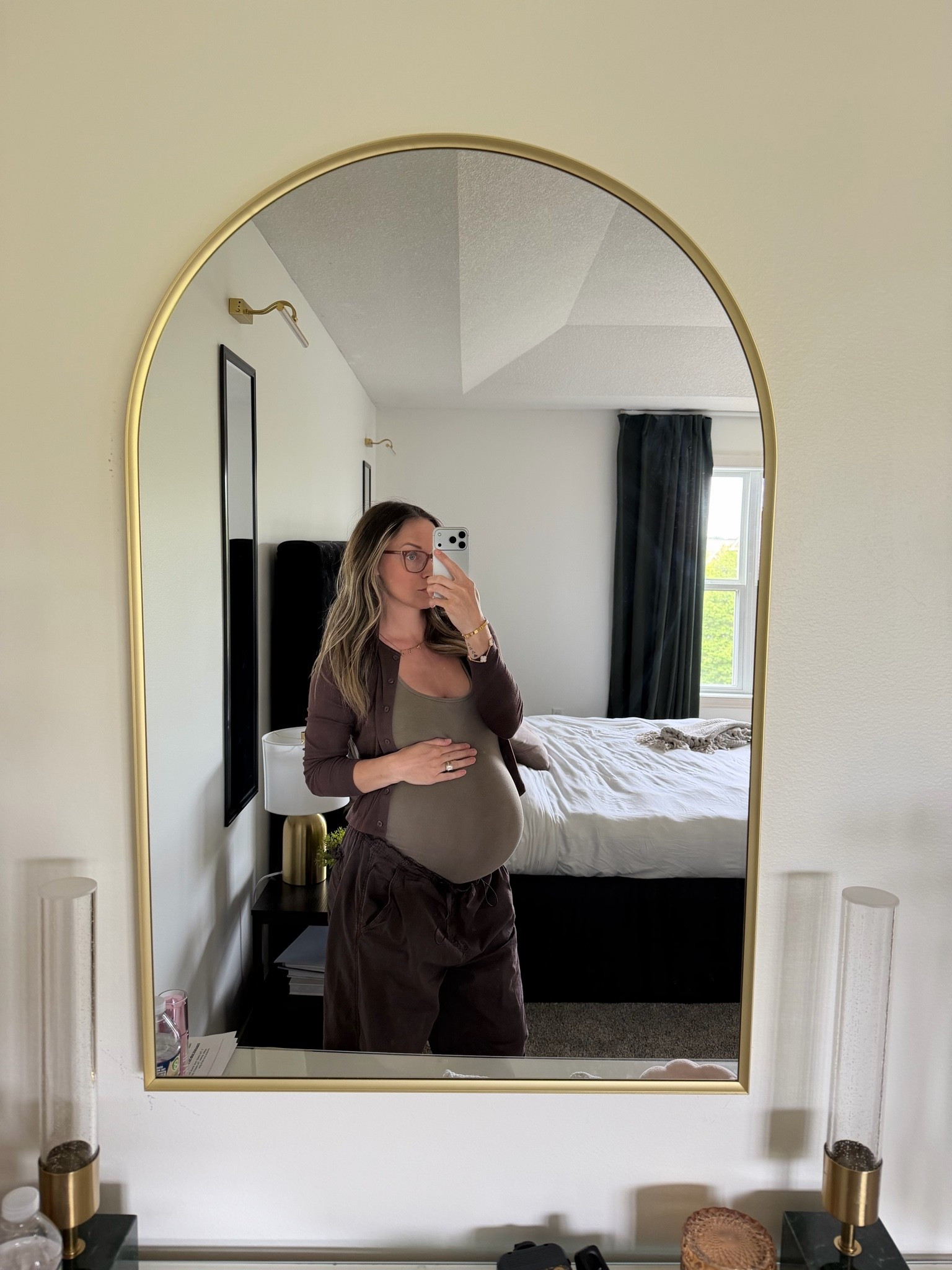 Maternity outfit

#LTKootd #LTKmomlife #LTKBump
