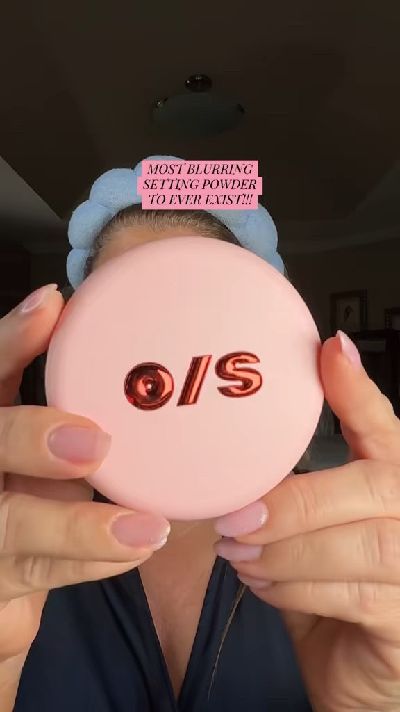 This is actually such a satisfying and beautiful setting powder
@ONE SIZE BEAUTY
#settingpowder
#onesizesettingpowder #makeup