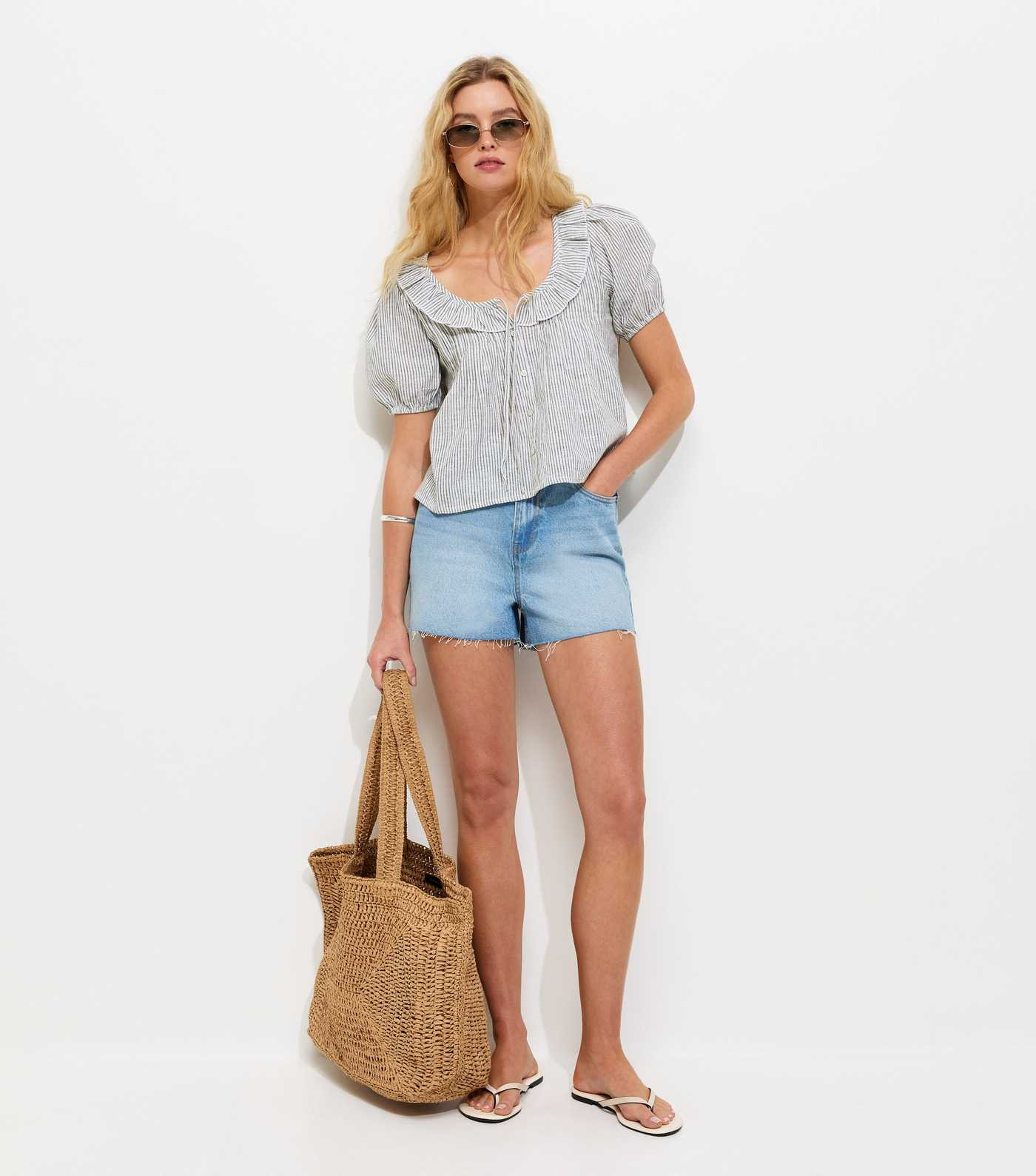 Light Blue Wash Mom Denim Shorts | New Look | New Look (UK)