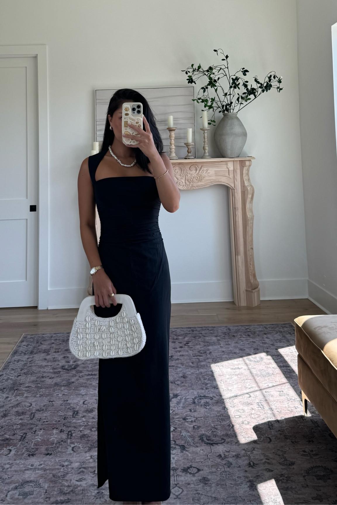 Last Day of the Abercrombie Sale! 25% off all denim, 15% off everything else, plus use code DENIMAF for an extra 15% off. 

This black dress is a closet staple! 

Wearing size: XS Regular 


#LTKSaleAlert #LTKxAF #LTKStyleTip