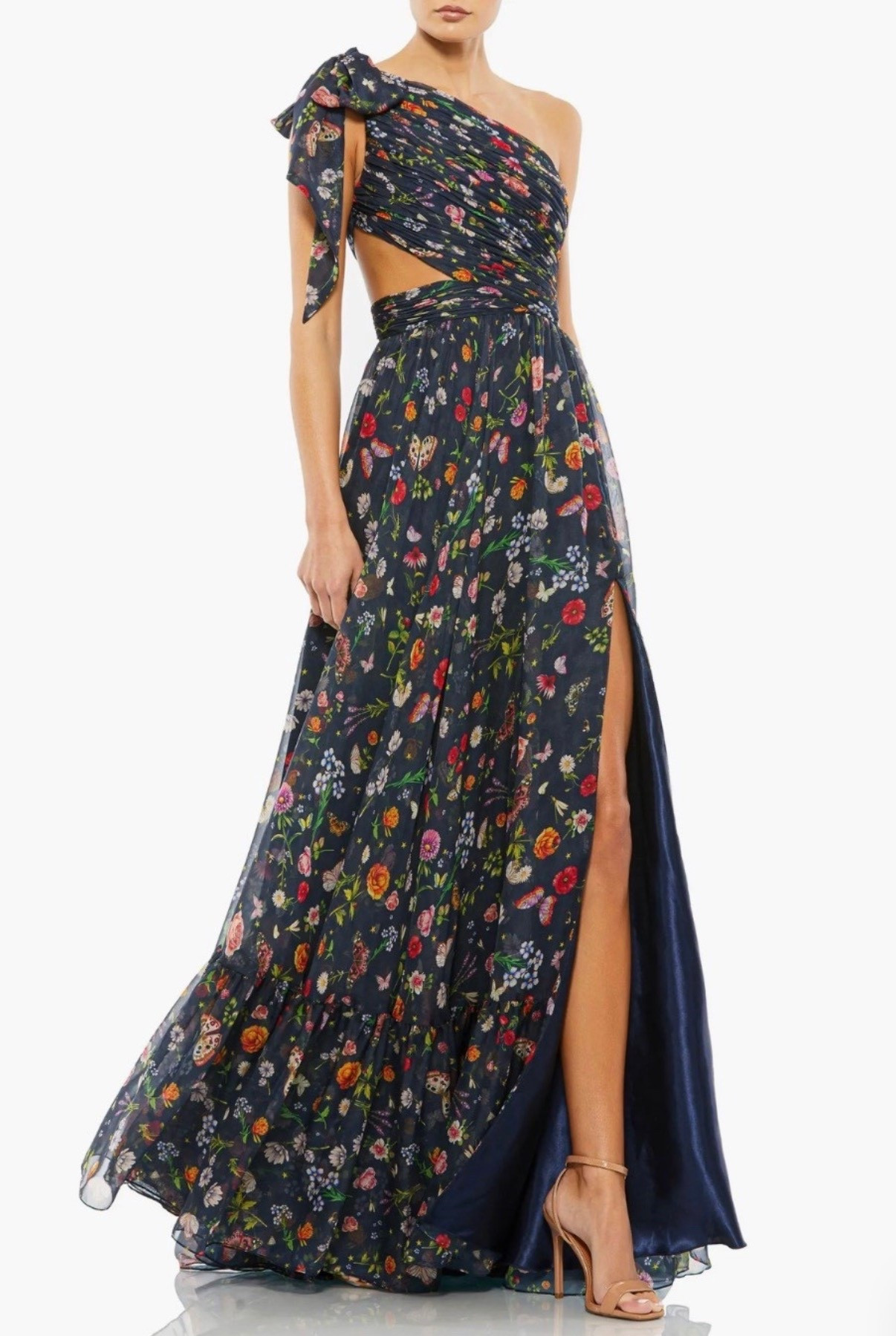 Wedding guest dress with shapewear sewn in!!

Wedding 
Spring wedding 

#LTKWedding