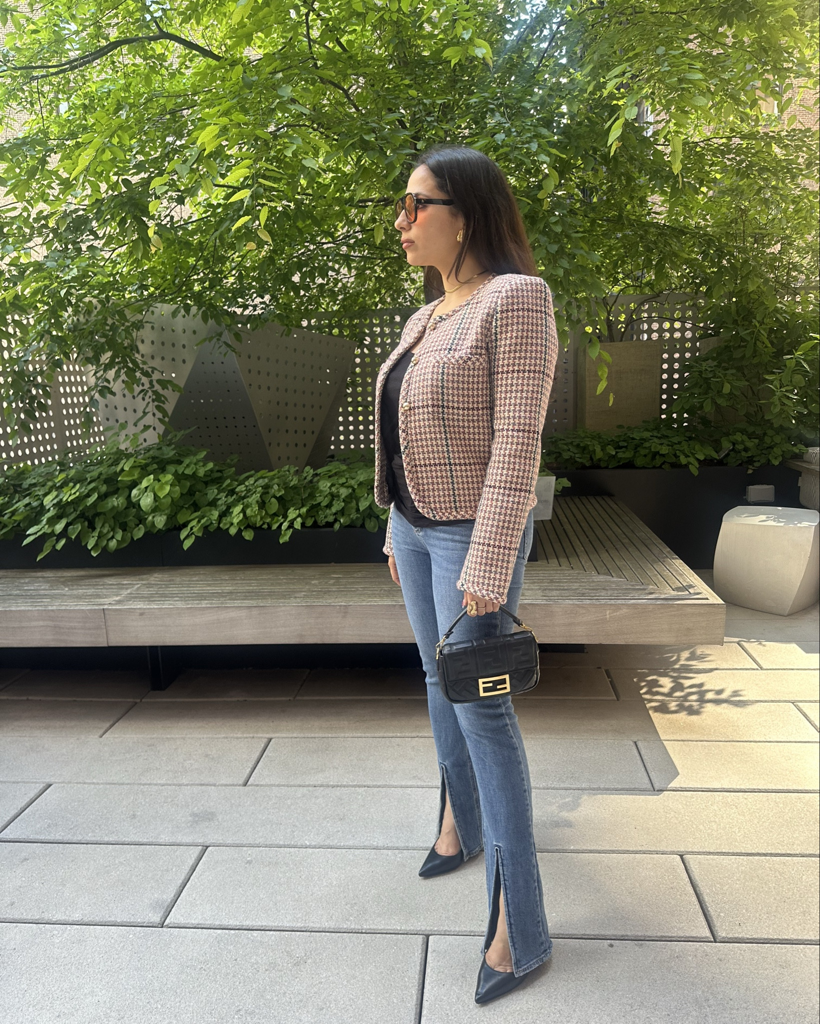 Casual chic meeting look 🌟 and how to elevate denim jeans! 

#LTKVideo #LTKSaleAlert #LTKStyleTip