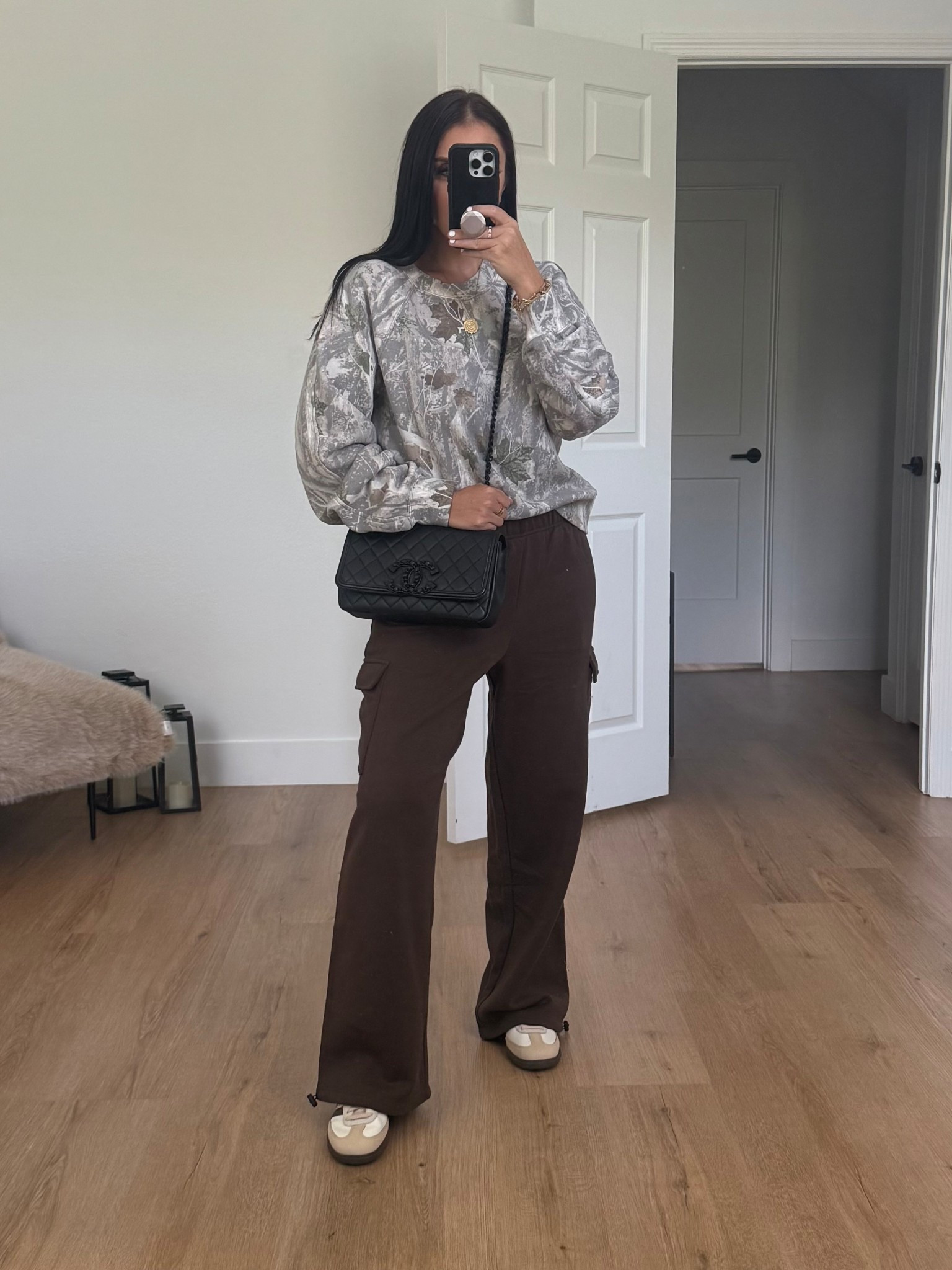 Abercrombie Raglan Classic Sunday Crew wearing size medium. No Boundaries Wide-Leg Fleece Pants wearing size medium. Adidas sneakers. 
