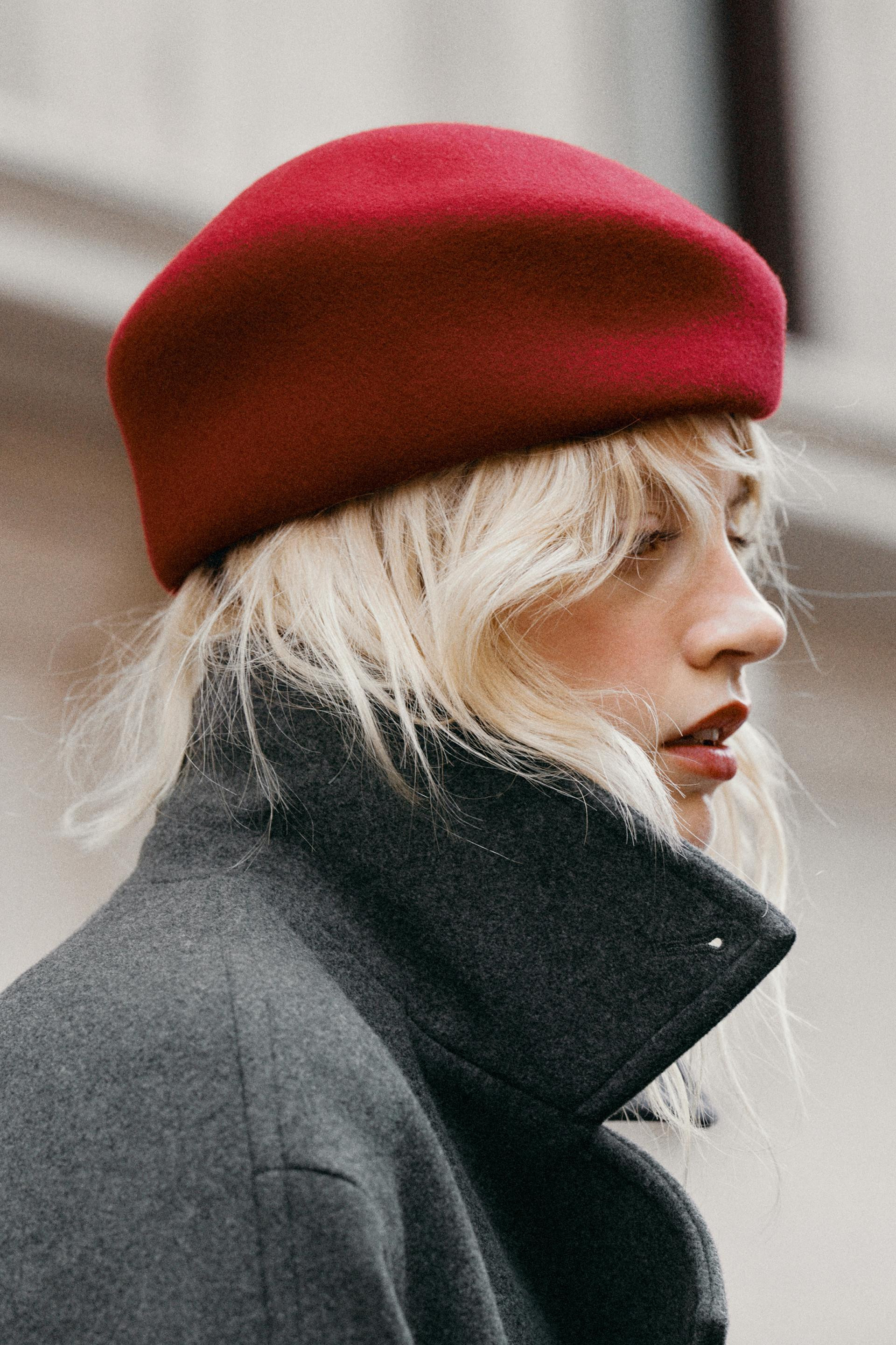 Zara - 100% Wool Plain Beanie - Red - M - Woman | Zara US