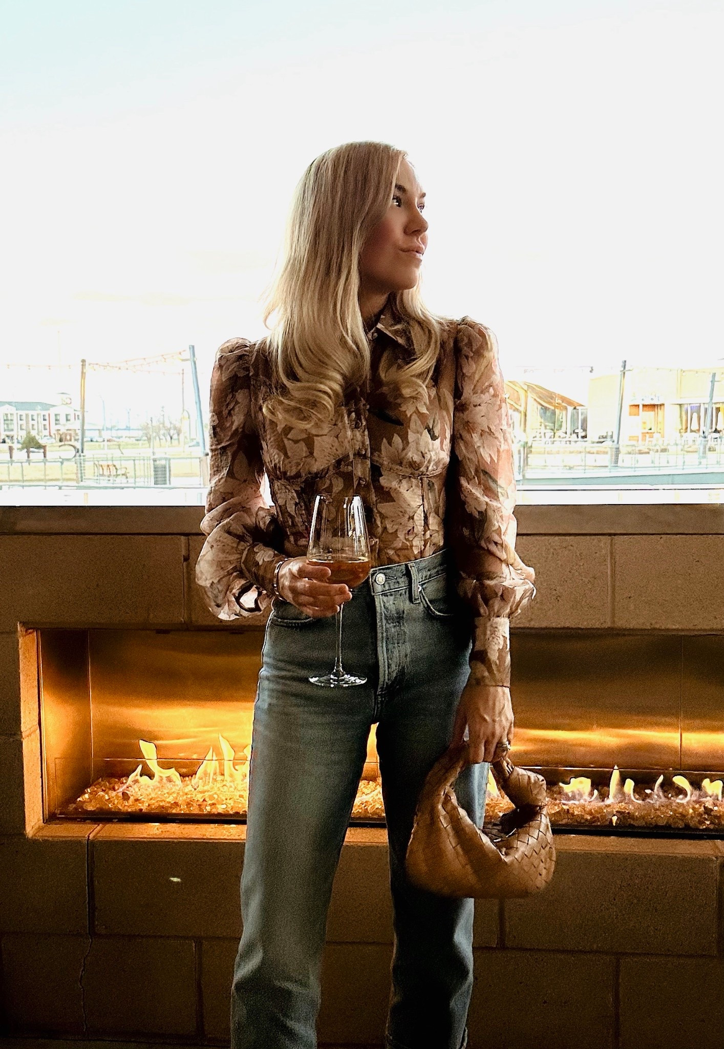 The prettiest floral top
Agolde jeans 
Jeans #LTKValentine

#LTKSeasonal #LTKdayinmylife