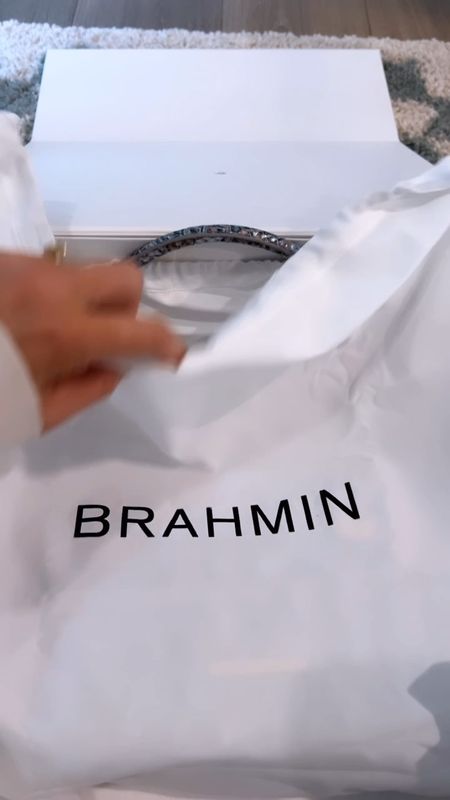 Brahmin should bag! Beautiful handbag! Great Mother’s Day gift!

#LTKVideo #LTKitbag #LTKGiftGuide