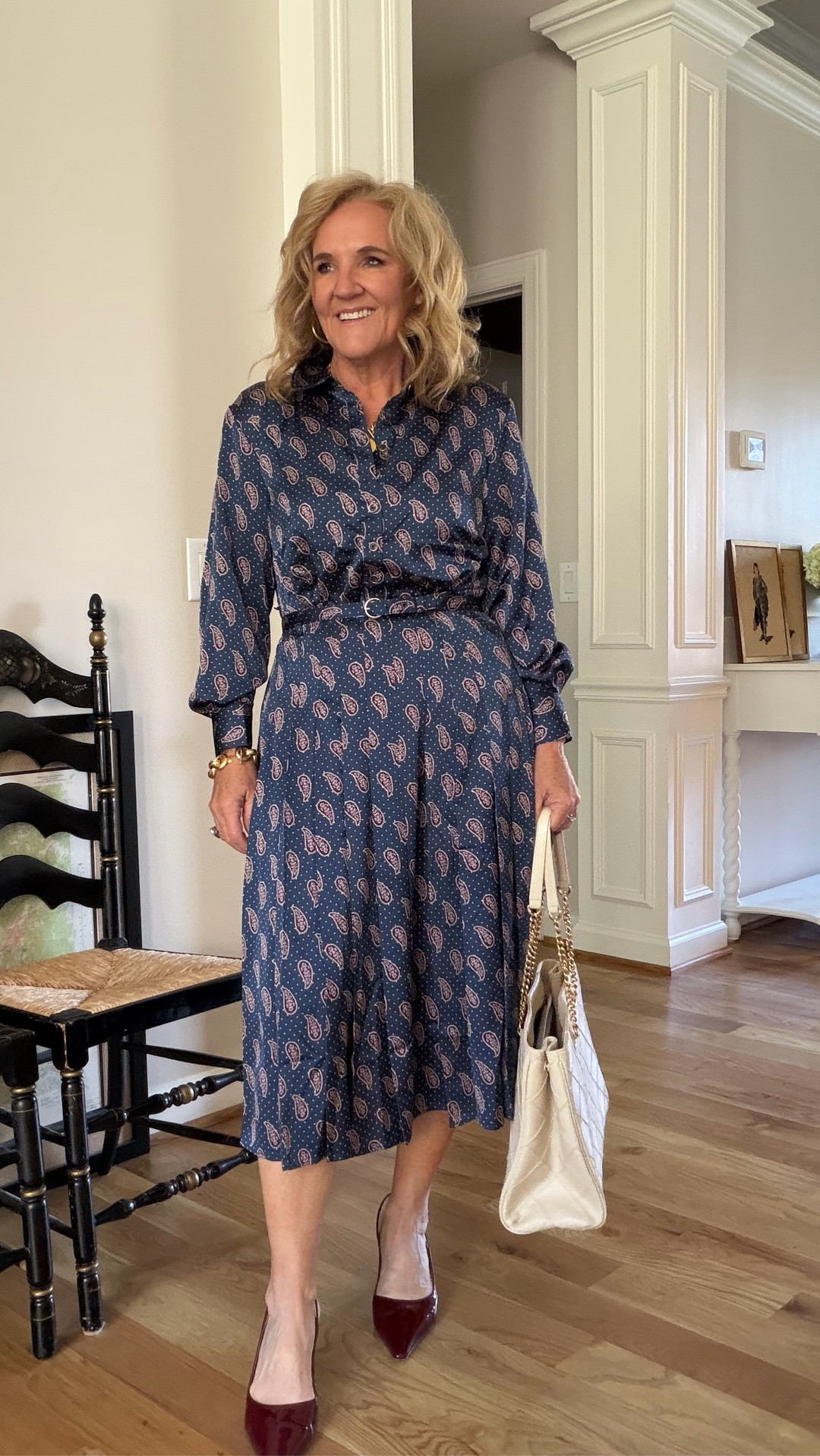 Beautiful dress perfect for work or sundays. Classic and conservative. 

Wearing an 8 petite. At 5’3 I’d prefer the regular not the petite. 

Quince leather tote 
Slingbacks size up 1/2

#LTKSaleAlert #LTKWorkwear #LTKOver40