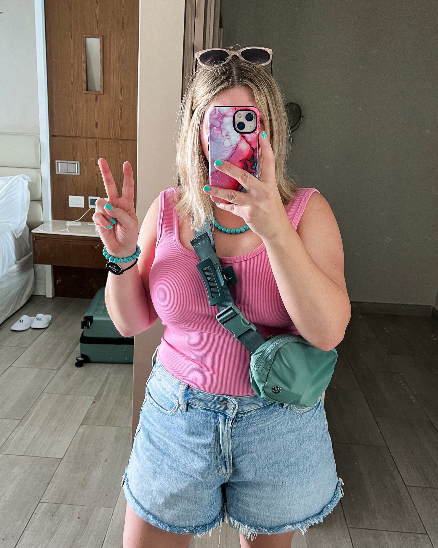 out of office ☀️🌴🍹

Ribbed Tank Top Medium | Denim Shorts 29 | Belt Bag

#LTKSeasonal #LTKtravel #LTKstyletip