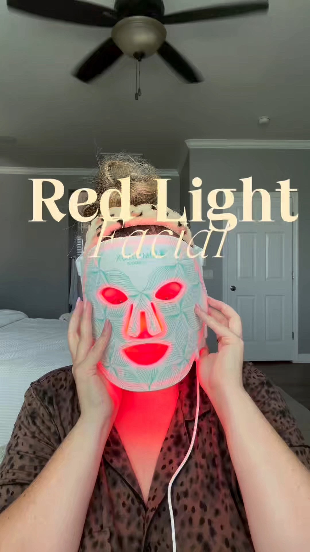 Red light therapy time!

#LTKselfcare #LTKmorningroutine #LTKBeauty