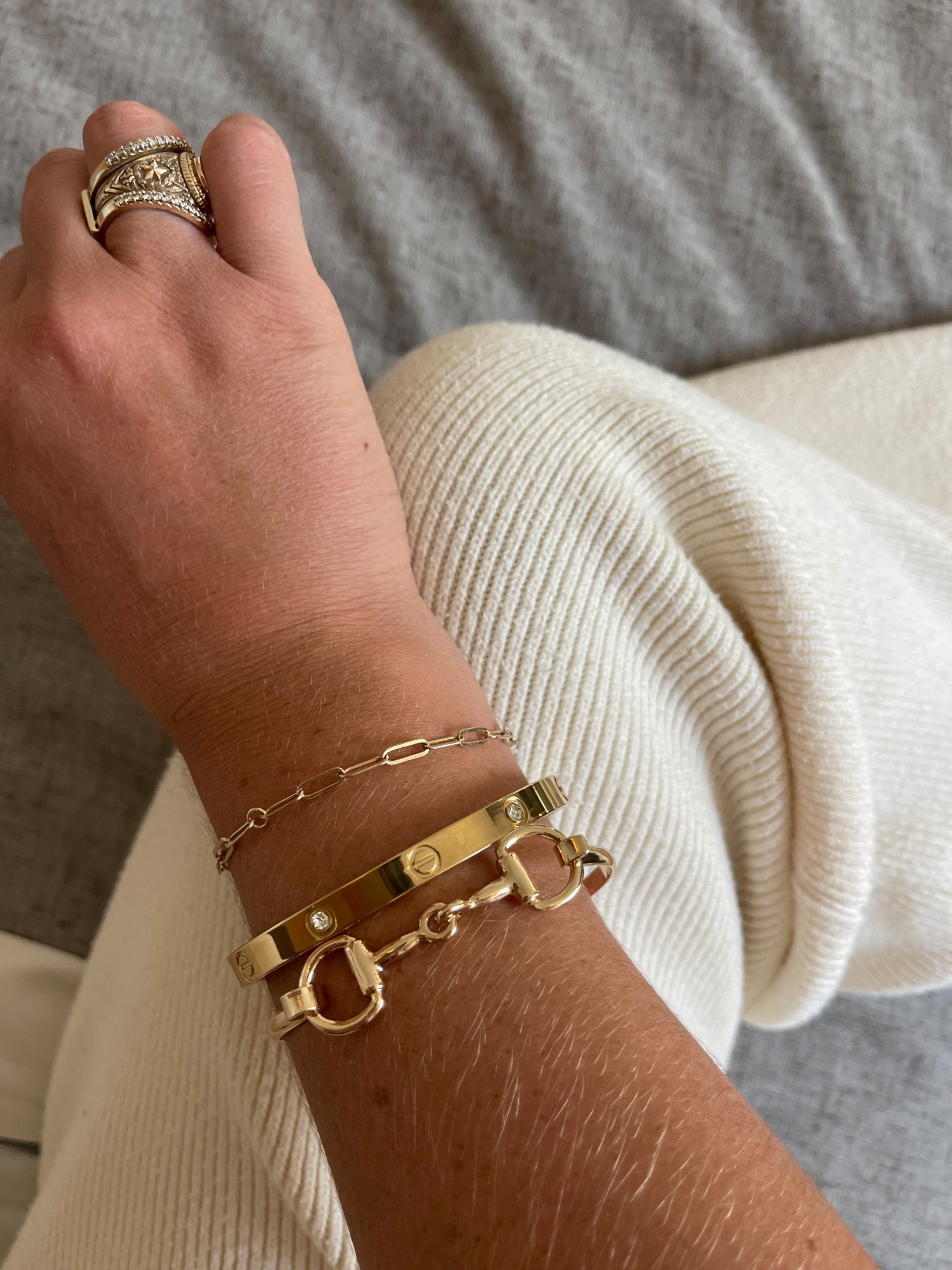 This horse bit bracelet 😍😍

#LTKFindsUnder50 #LTKStyleTip