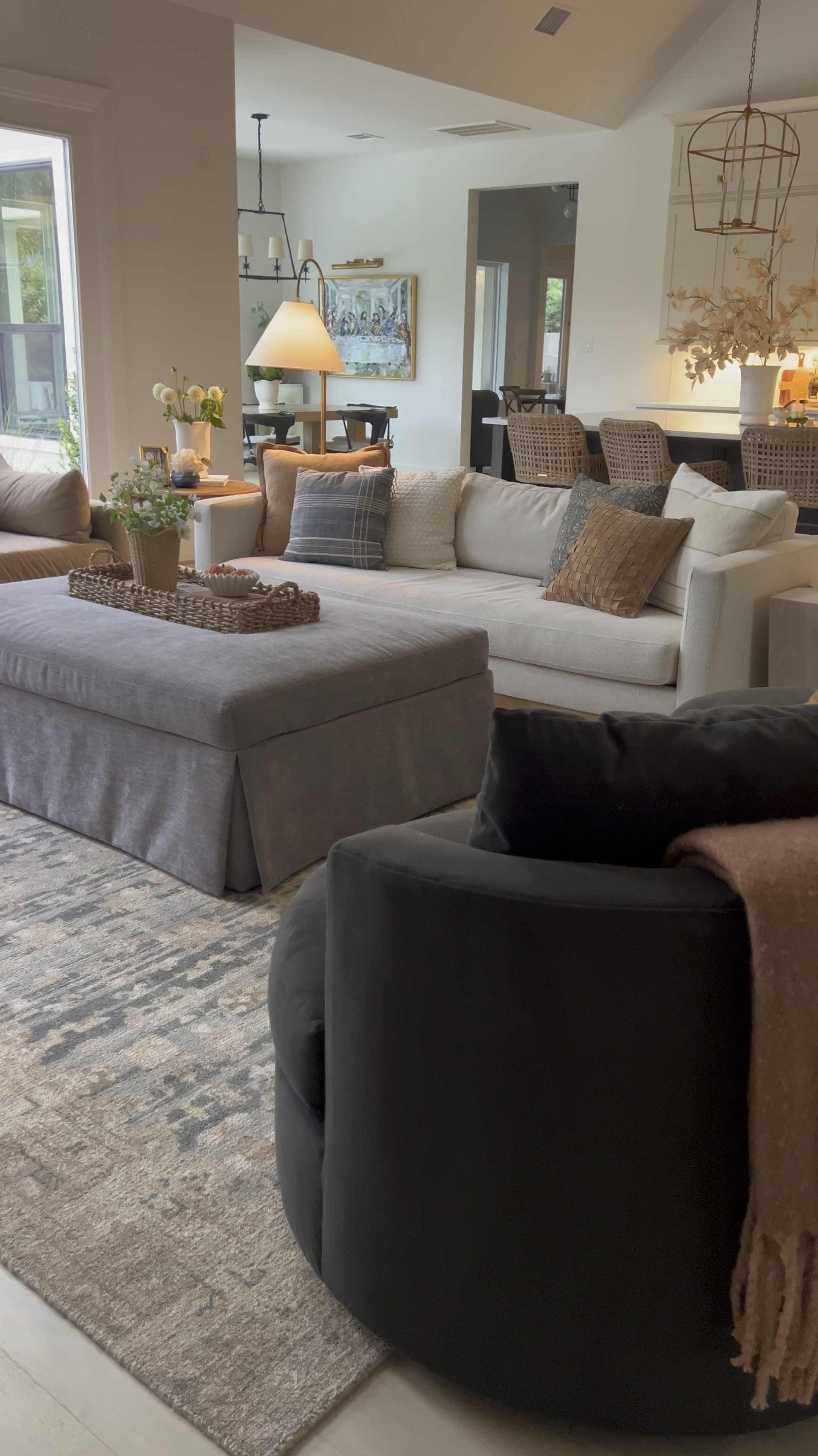 Warmer darker tones for fall 🫶🏻

#LTKHome #LTKFindsUnder100 #LTKSeasonal