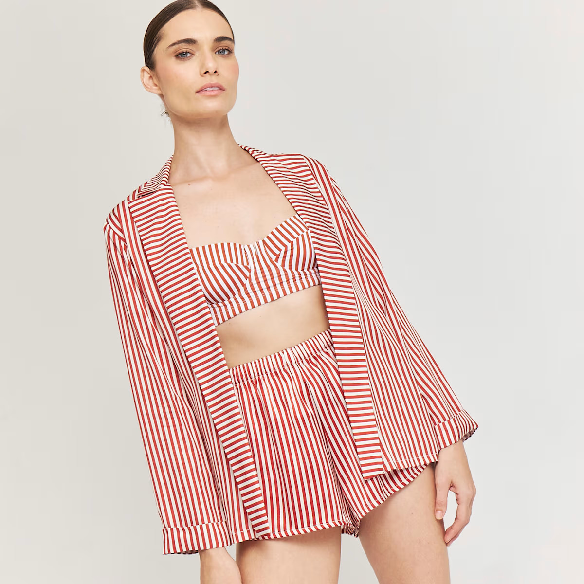 Short St Tropez | Wolf and Badger (Global excl. US)