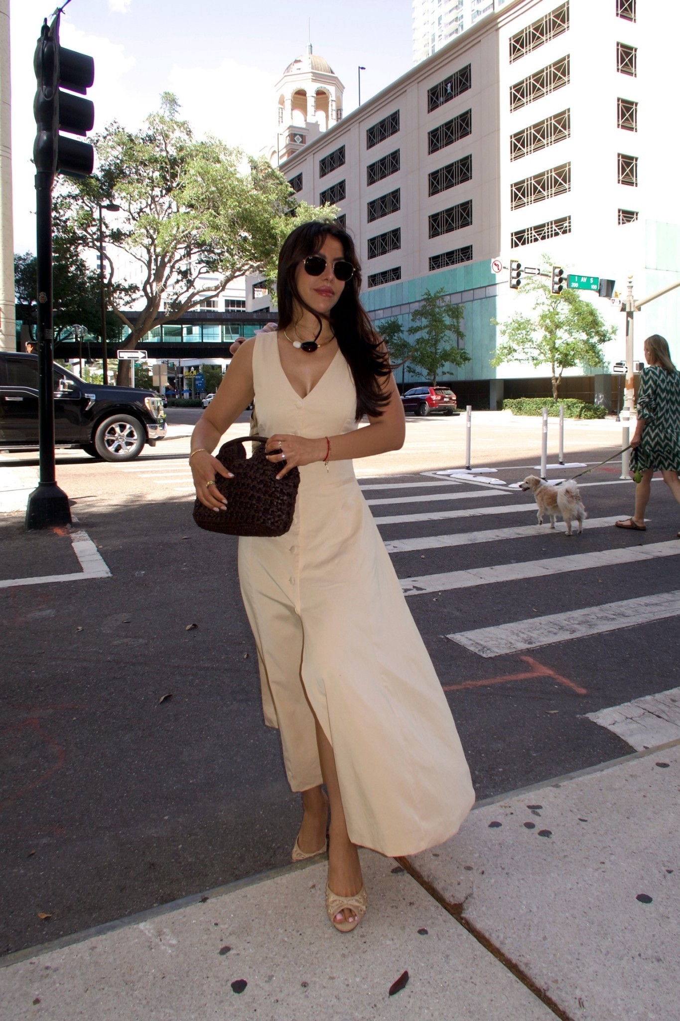 Summer dress in butter yellow ✨

My sleeveless dress is old from Meshki but I’m linking a similar option from Lulus!

Love these peep toe sandals too!

Summer outfit, vacation outfit idea, summer style, maxi dress outfit, yellow dress

#LTKSeasonal #LTKootd #LTKgrwm