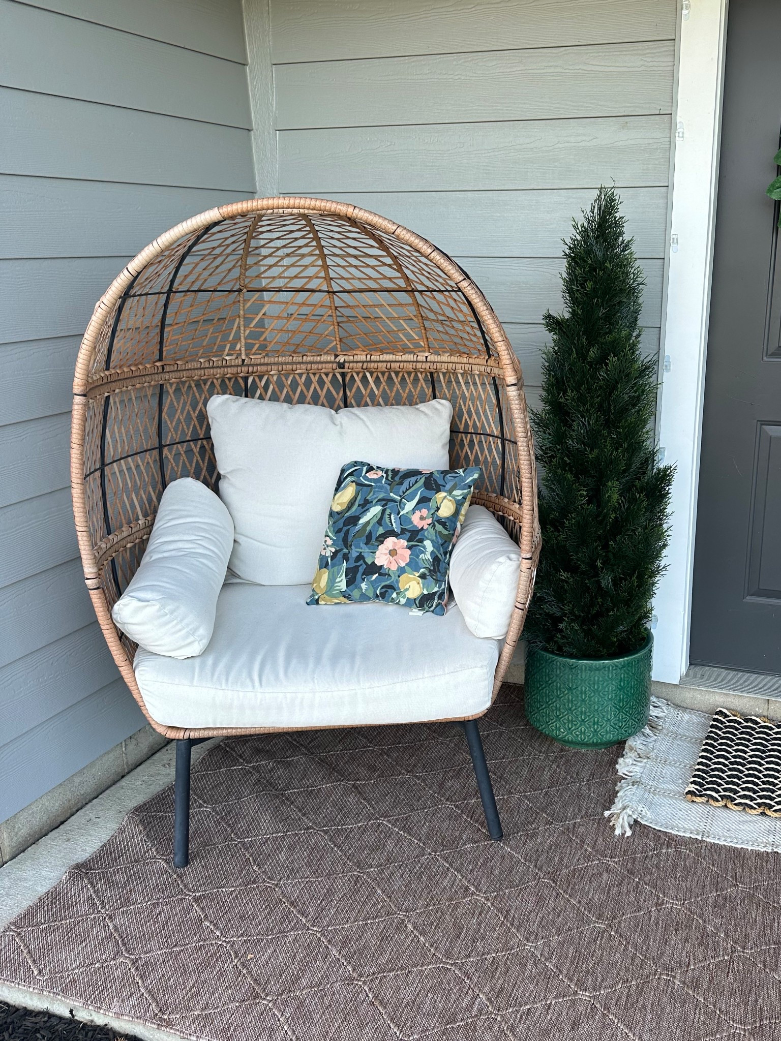 Egg Chair for patio! Outdoor Season is here! 

#LTKSeasonal #LTKHome