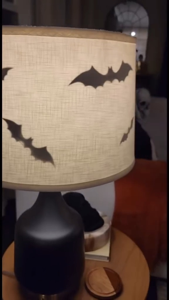 Just bat-ifying my lamp for spooky season 🦇💡✨ 

#diyhalloweendecor #diy #foryoupage #spookyseason #halloween