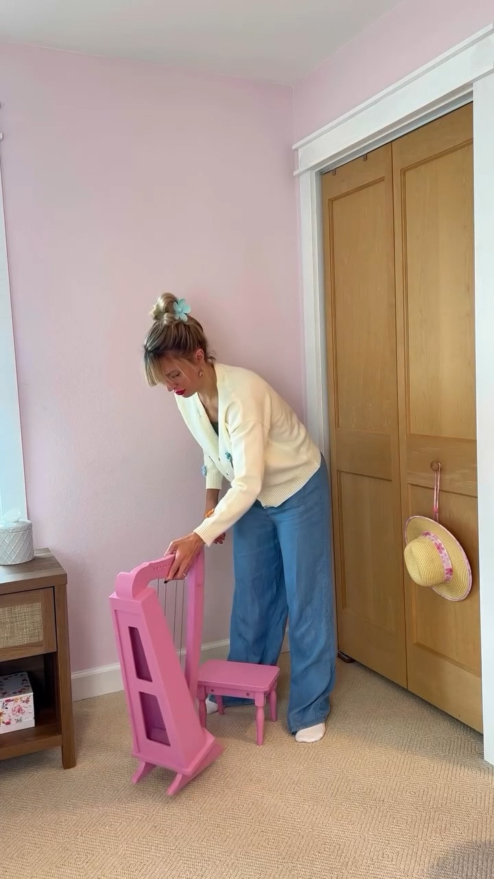 This audio seemed fitting as her room literally lifts my dopemine levels.  I feel like we found the perfect mix of feminine and beachy for my daughters room. ☀️🌸 comment PINK to shop all of the items in her room! We had the pink dresser (I hired someone locally to paint it that color to match the wallpaper in her room at our previous home.) So my challenge was to find a bed spread that would pull the pink in but still be beachy like she wanted! What do you think? 

All the creators at #LTKCon have inspired me to share more on the app. I've shared everything here on my @shop.ltk linked in my bio or comment PINK and I'll send you the direct link. 🌸 #potterybarnteen #lilypulitzer #daughtersroom #pinkroomdecor