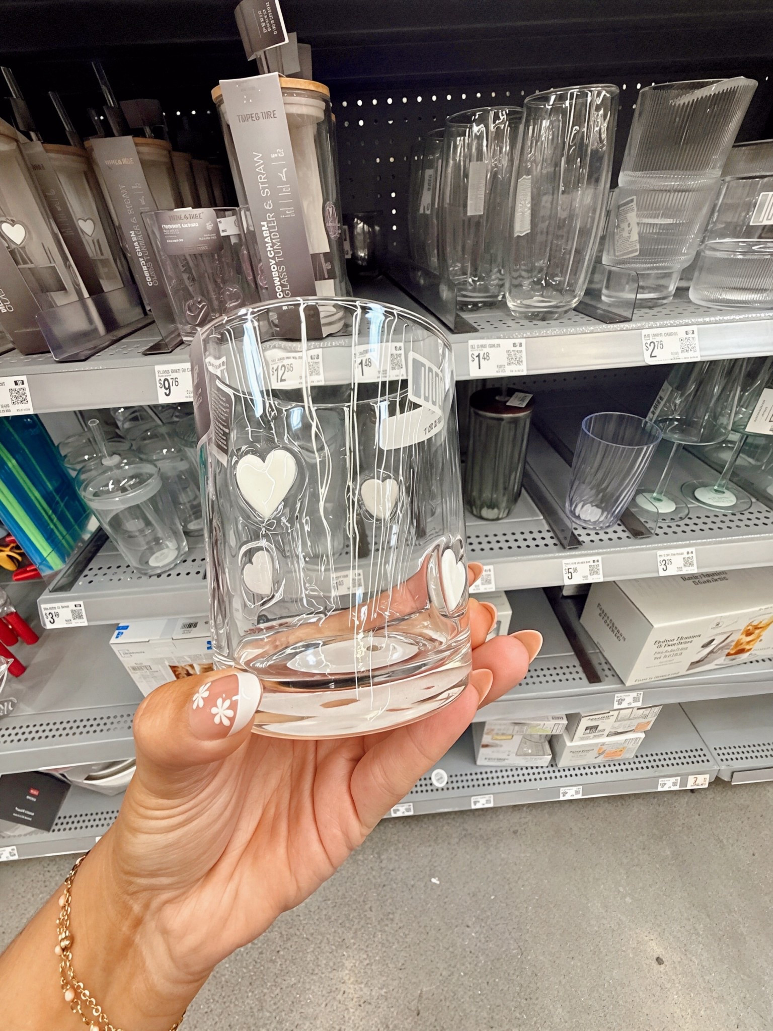these @walmart cups are givin’ expensive brand 🤪☕️ #cup #walmart #walmartdeals #walmartpartner #walmartfinds