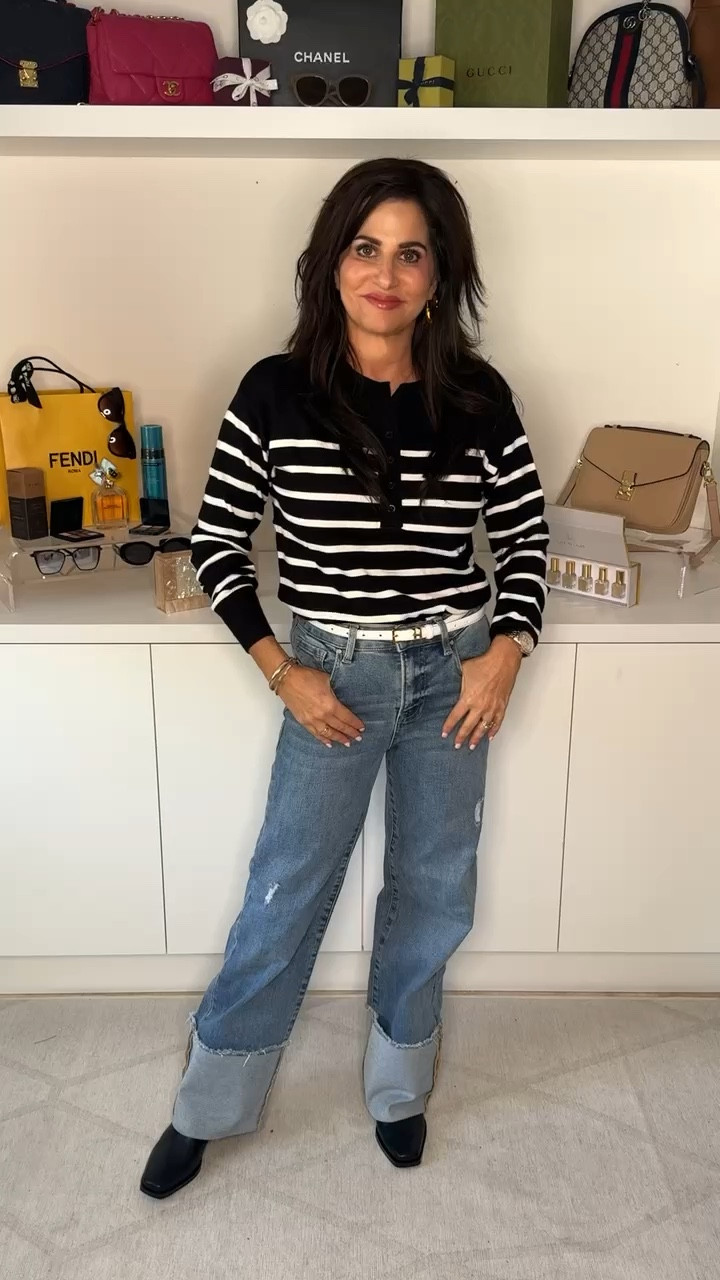 Perfect for cozy casual wear. Jeans 25 , boots tts , top sm 

#LTKVideo #LTKStyleTip #LTKOver40