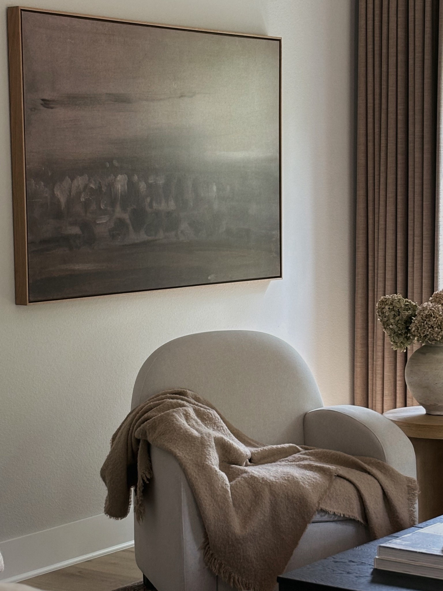 A timeless living room corner — layered neutrals, a cozy chair with a throw, and moody oversized artwork that adds just the right depth 🤎 Linked the pieces that make this space feel warm and collected.

living room corner, timeless decor, neutral living room, moody artwork, cozy chair, warm neutrals, classic home styling, curated home, LTK home, LTK decor, LTK living room

#LTKHome

#LTKHome