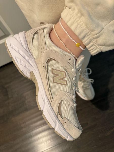 Newest NB 👟 






New balance sneakers shoes athletic dad shoes women’s shoes workout Christmas gift ideas gift guide

#LTKHoliday #LTKGiftGuide #LTKshoecrush