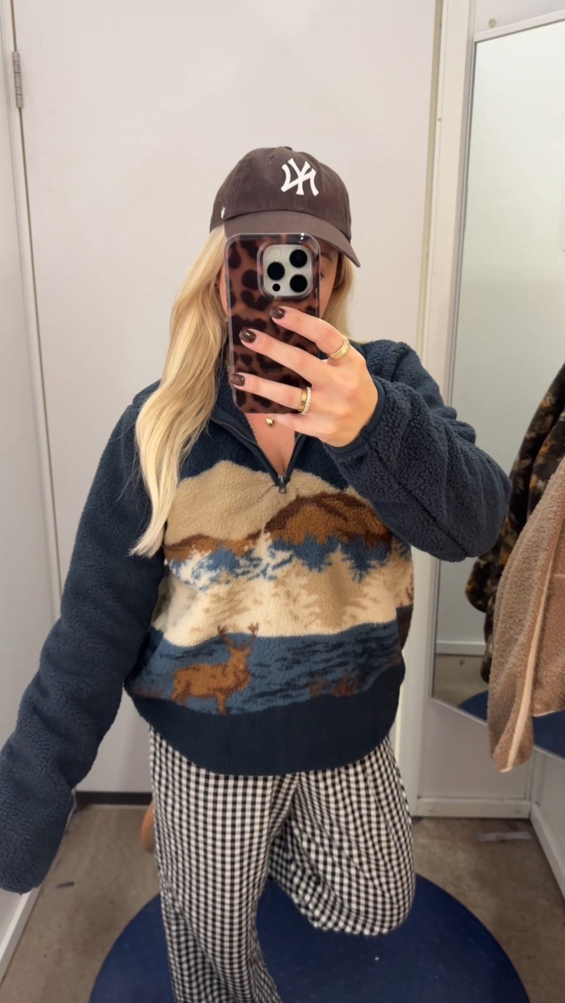 Sherpa fleece 50% off today! 
Old navy Sherpa size small
Fall fashion 
Old navy outfit

#LTKGiftGuide #LTKFindsUnder100 #LTKSaleAlert
