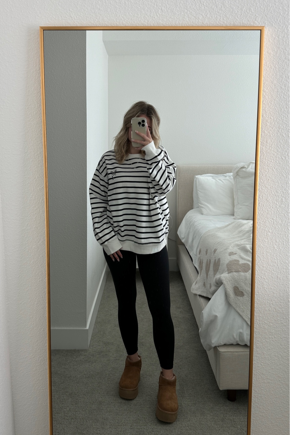 sweetest bow-detail sweatshirt from h&m ! sized up to M for extra slouch 

fall finds | cozy fall outfit | platform uggs outfit | uggs in stock | platform ugg minis | girly outfit | girly fall outfit | feminine fall | fall leggings outfit | 

#LTKfindsunder50 #LTKstyletip #LTKSeasonal