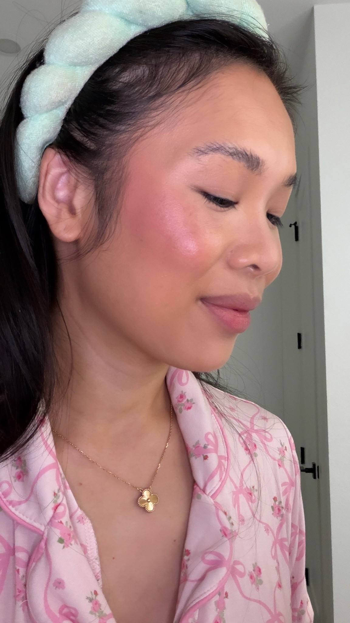 Easy effortless blushed look. Linking my liquid blush, contour, powder, and more!

#LTKBeauty