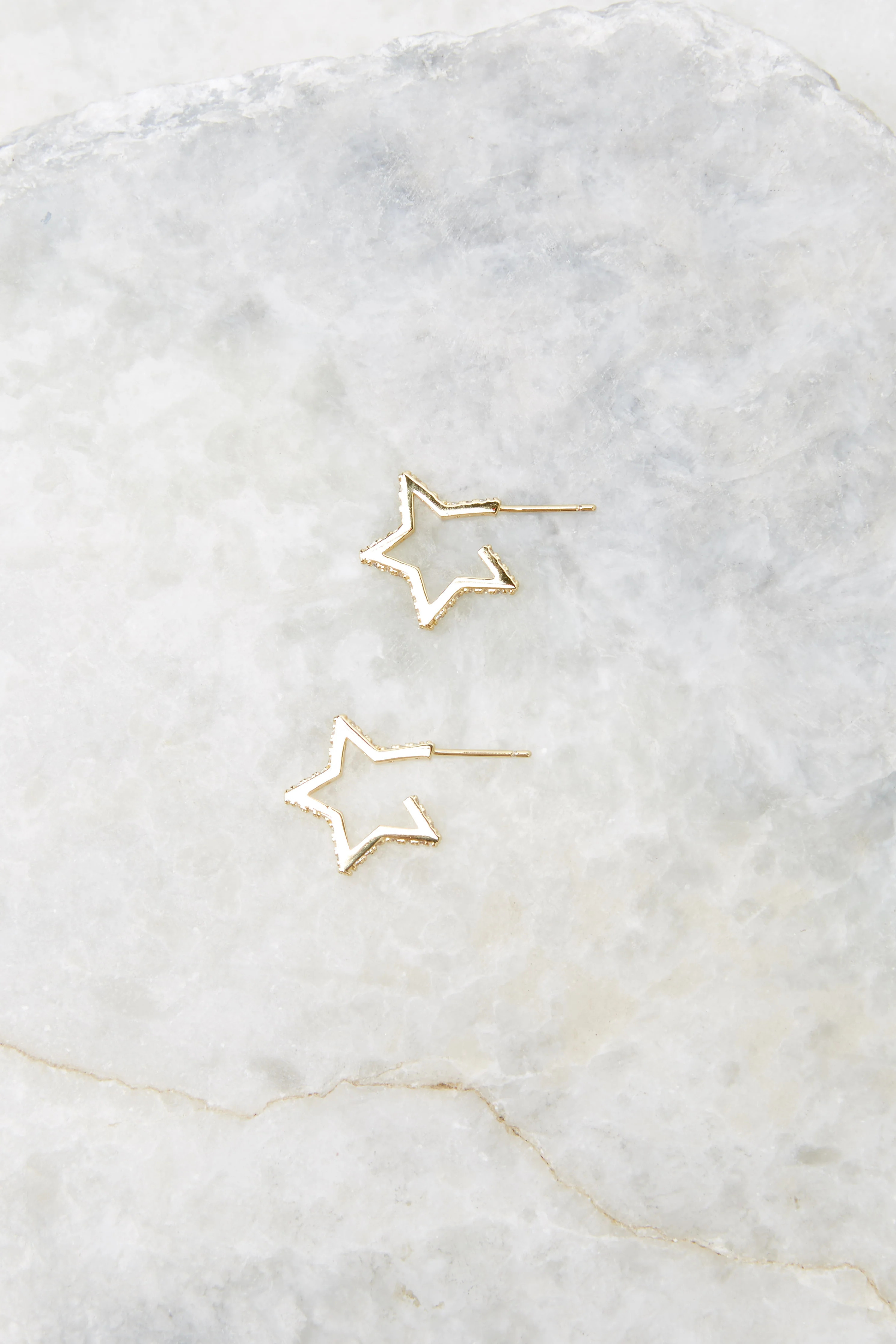 Star Gold Earrings | Red Dress 