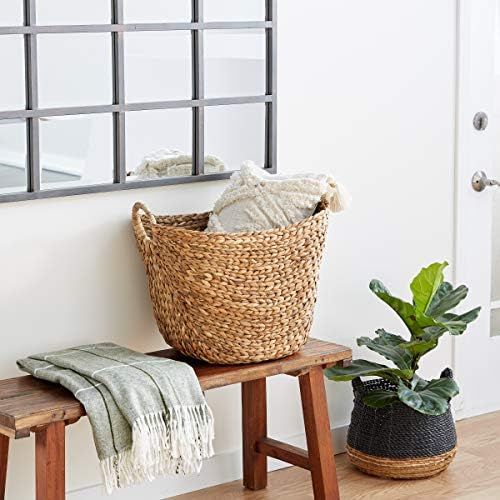 Deco 79 Large Seagrass Woven Wicker Basket with Arched Handles, Rustic Natural Finish, as Coastal... | Amazon (US)