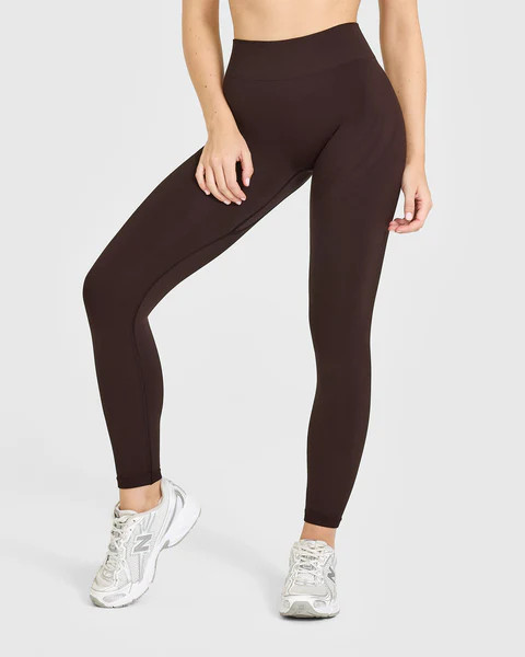 EnhanceLift™ Seamless Leggings with White Logo 
 Plum Brown | Oner Active (UK / US)