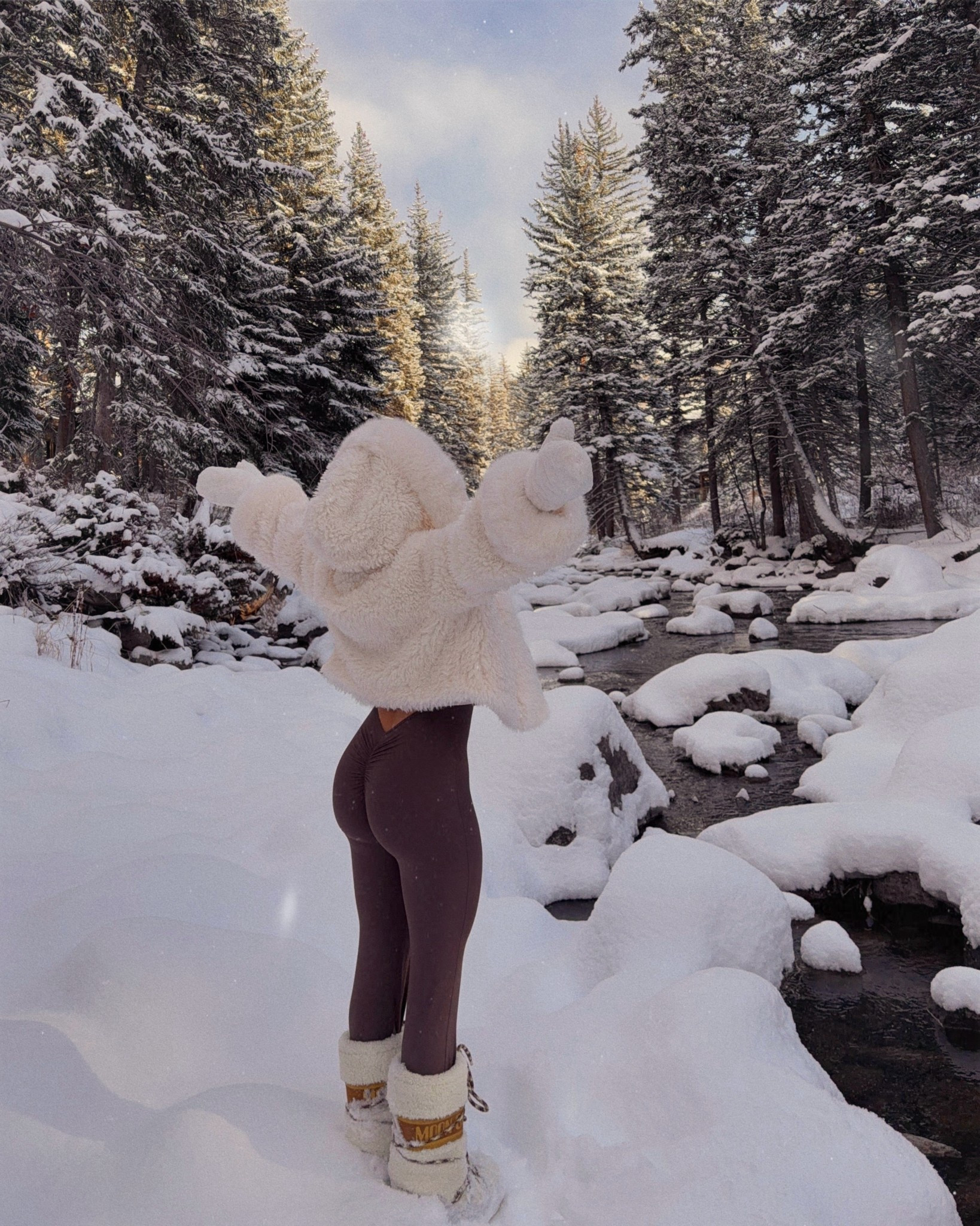 snow fit! ☃️ exact jacket is missing circle & jumpsuit is Amazon! Boots are moon boots & worth the investment imo they kept me so warm!! 🧸

#LTKootd #LTKTravel #LTKSeasonal