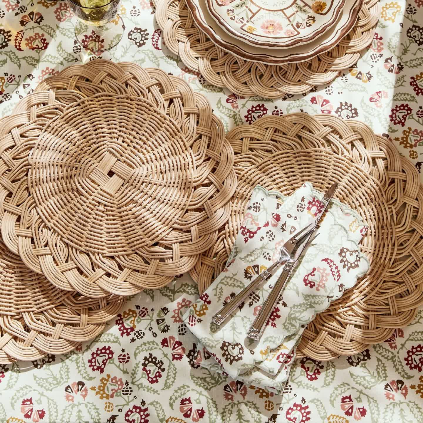 Round Shape Hand-woven Rattan Placemat | Ownkoti
