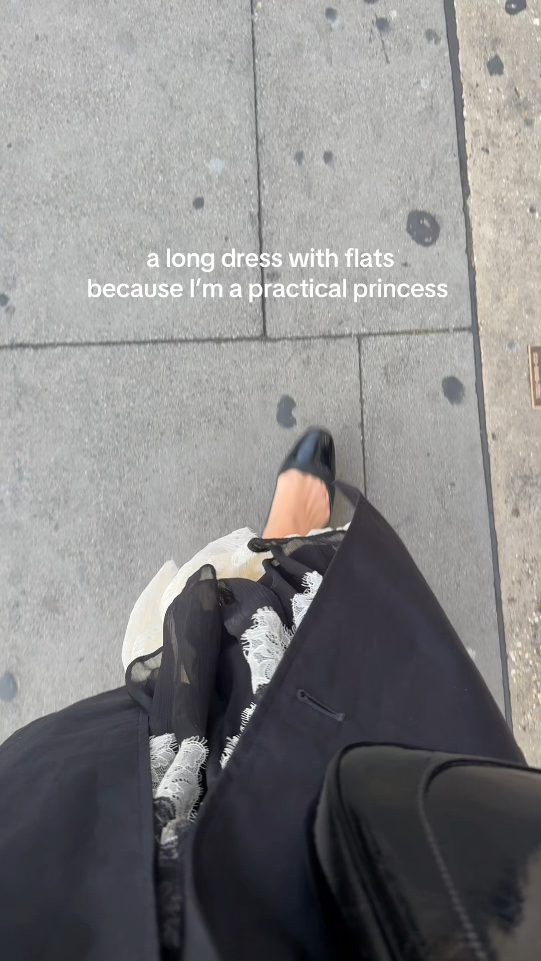 dress 
walking
London