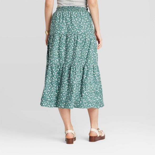 Women's Floral Print Mid-Rise Tiered Skirt - Universal Thread™ Green | Target
