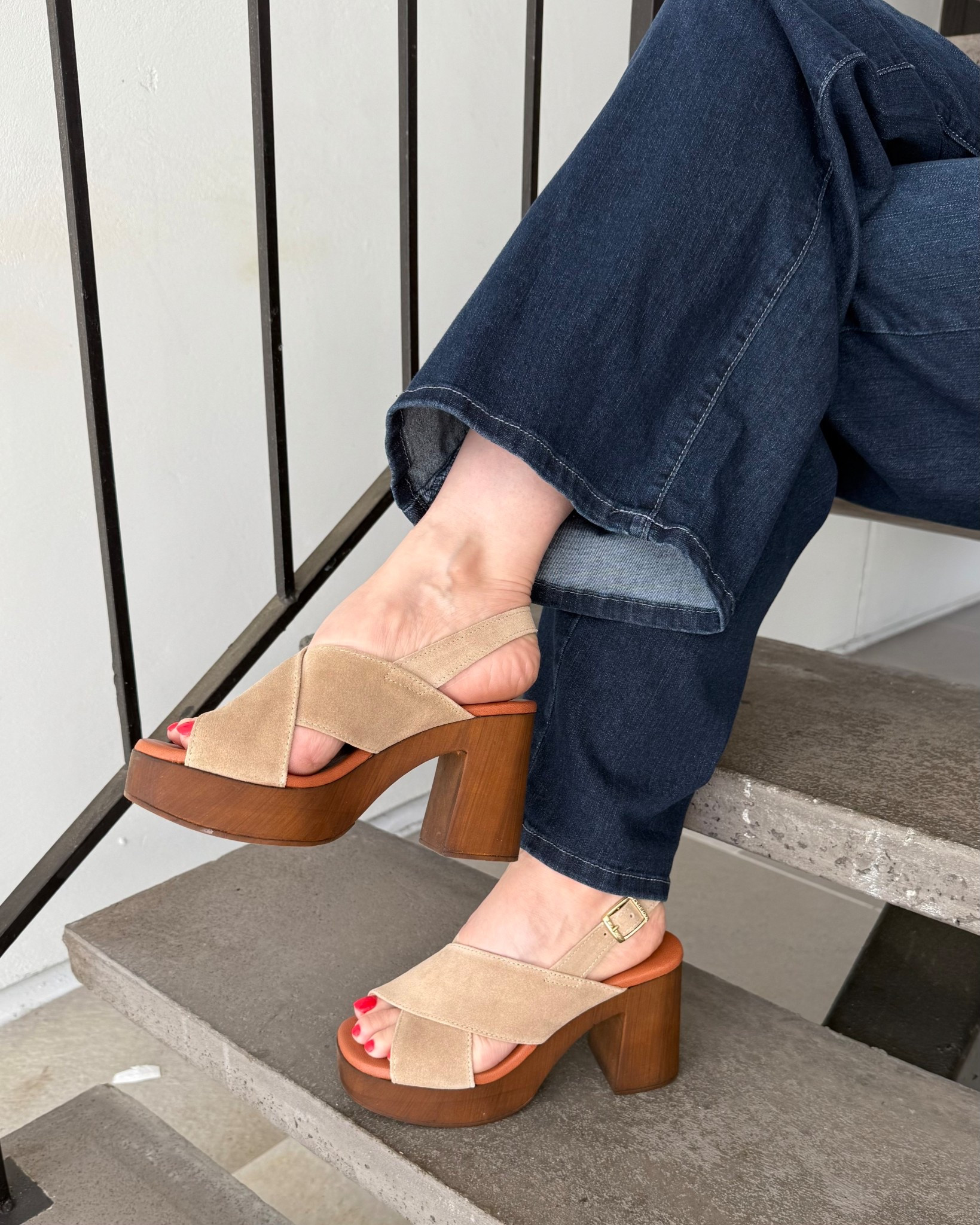 Surprisingly comfy platform sandals! #shoes #platformsandals #suedesandals 

#LTKSeasonal
