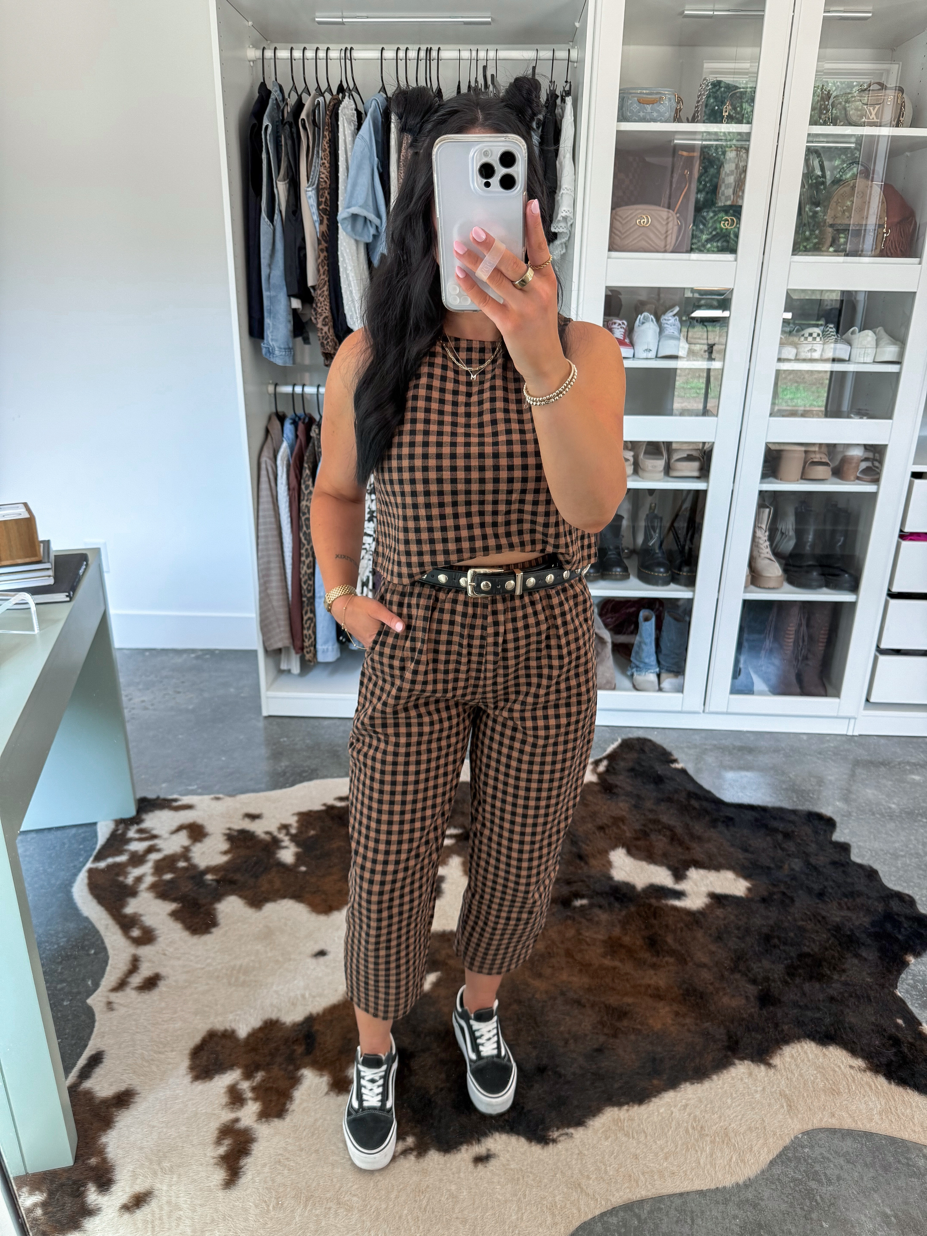 Matching Set - small
Bralette - medium
Belt - 27-31

I love a good matching set, and this brown and black gingham print one is so cute! I paired it with this black & gold belt & finished the look with my platform vans sneakers! This is such an easy throw on and go outfit - you could also transition it into fall by throwing on a denim jacket!

 

 #LTKFindsUnder50 #LTKFindsUnder100 #LTKStyleTip