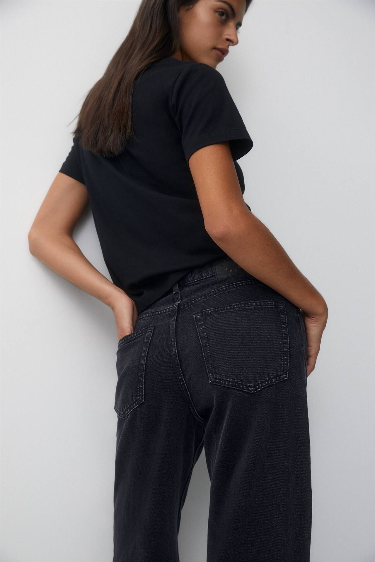 High-waist wide-leg jeans | PULL and BEAR UK