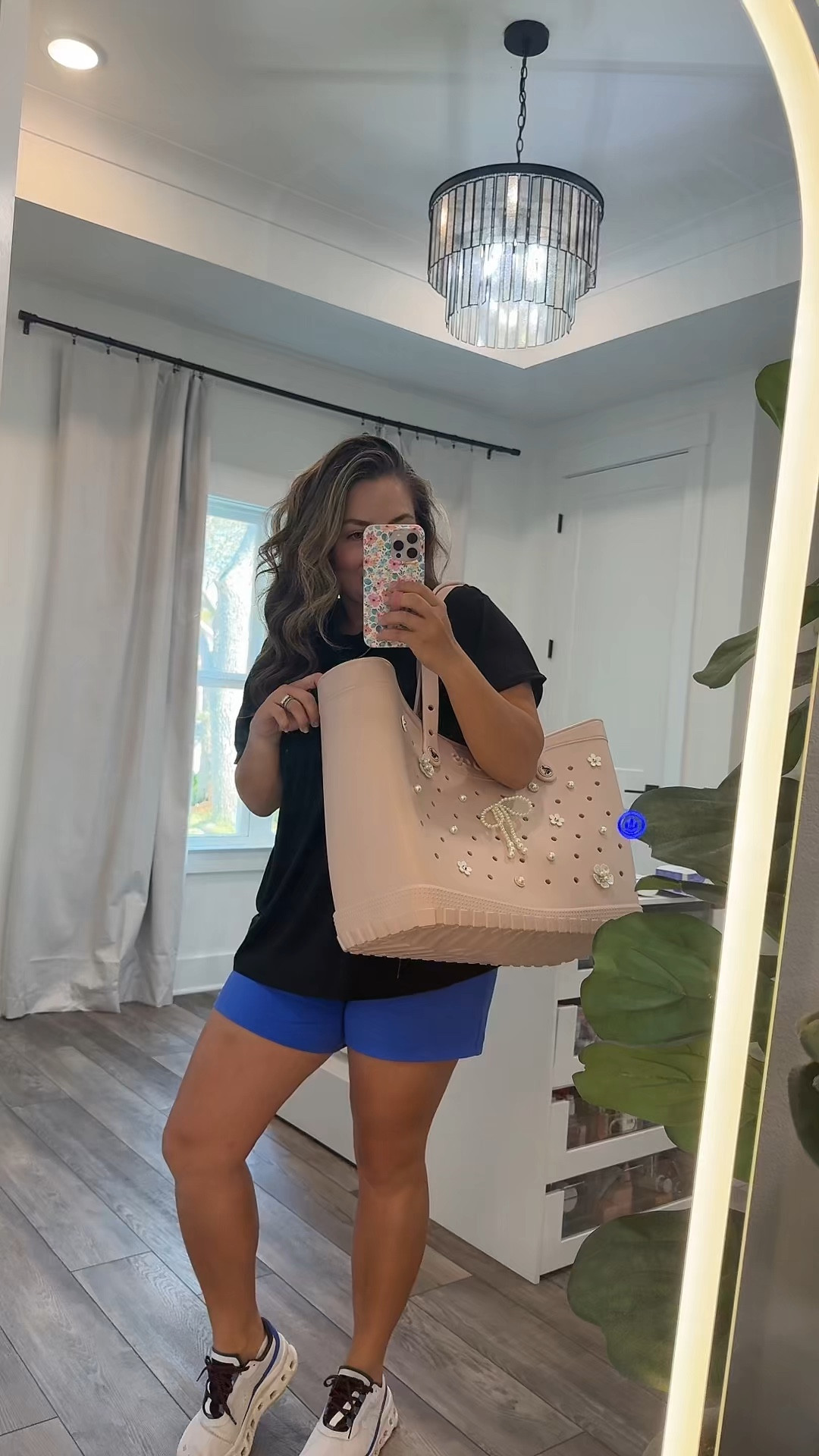 Crocs beach tote bag
Pool bag
Bogg bag
Bogg bag dupe

#LTKItBag #LTKFindsUnder100