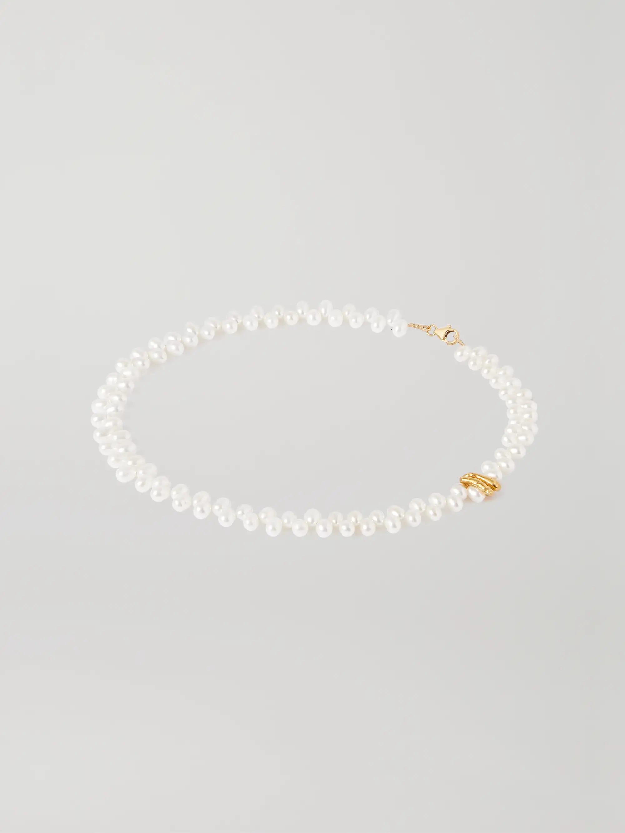 La Calliope gold-plated pearl necklace | NET-A-PORTER (UK & EU)
