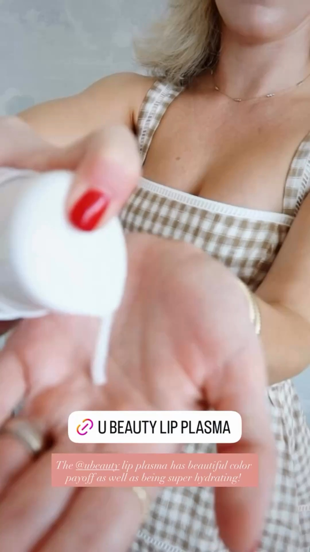 The @ubeauty lip plasma has beautiful color payoff as well as being super hydrating!
