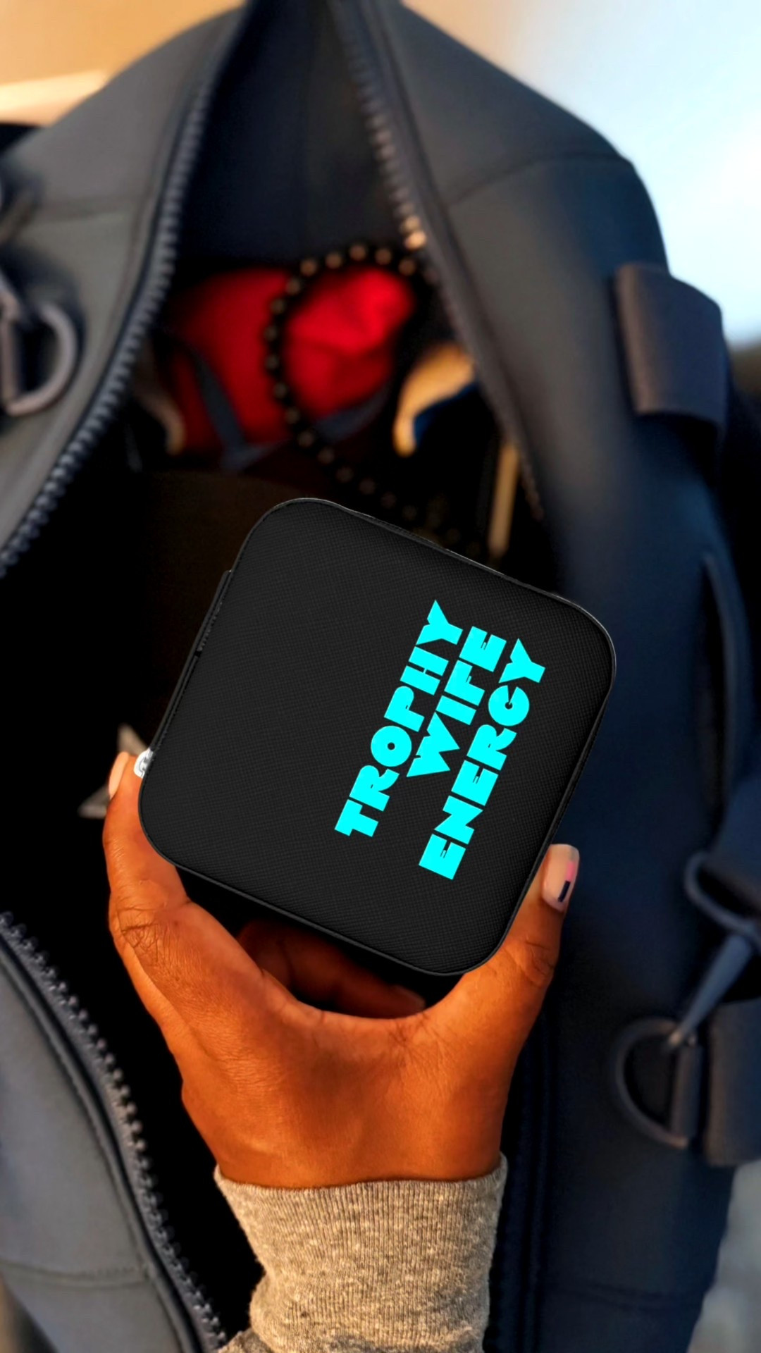 The BEST travel jewelry boxes from #EffiesPaper

#LTKFindsUnder50 #LTKGiftGuide #LTKHoliday