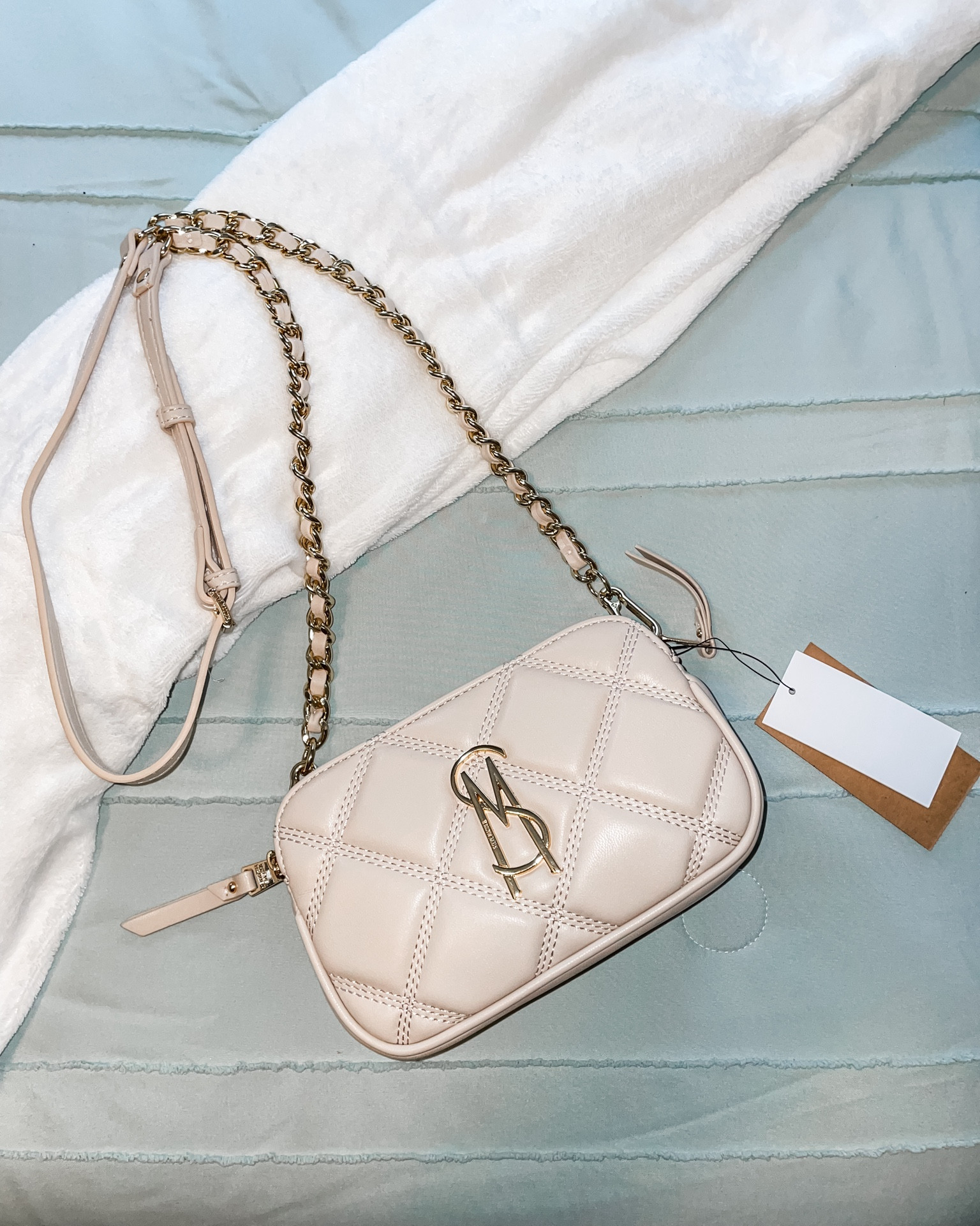 Steve Madden camera bag!

#LTKbeauty #LTKfindsunder50 #LTKstyletip