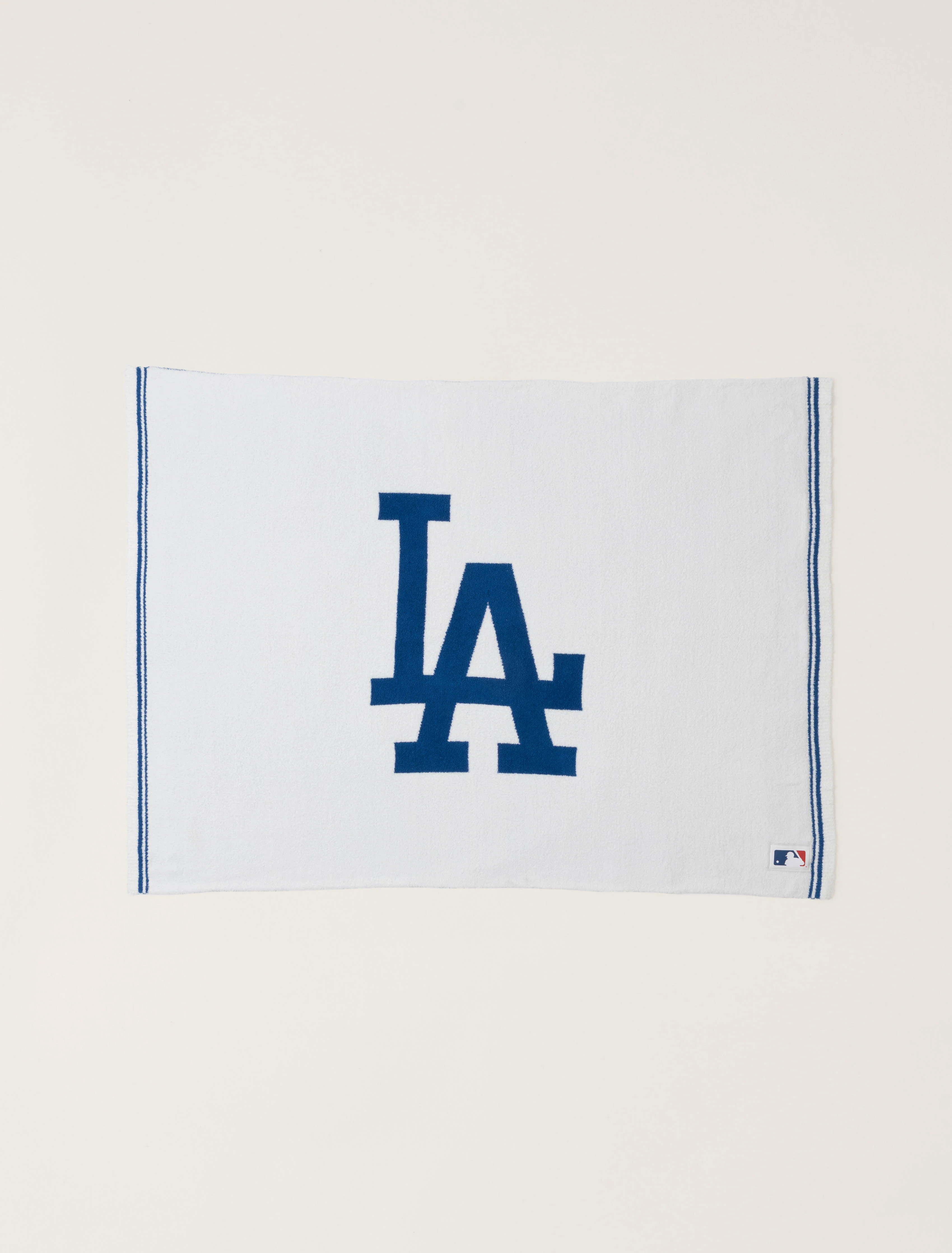 CozyChic® Los Angeles Dodgers™ Throw | Barefoot Dreams