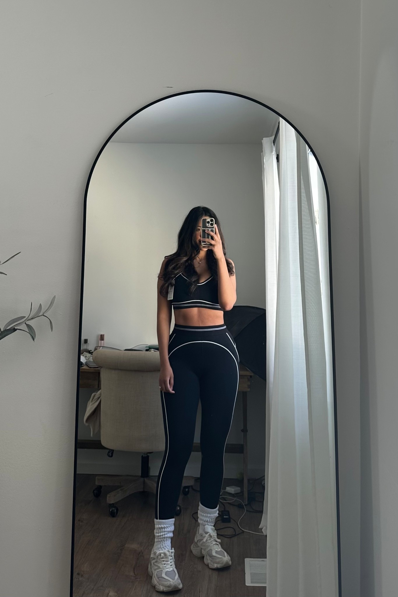 Amazon alo inspired set! Size medium! Size up!!! New balance 9060 casual finds- looks for less 